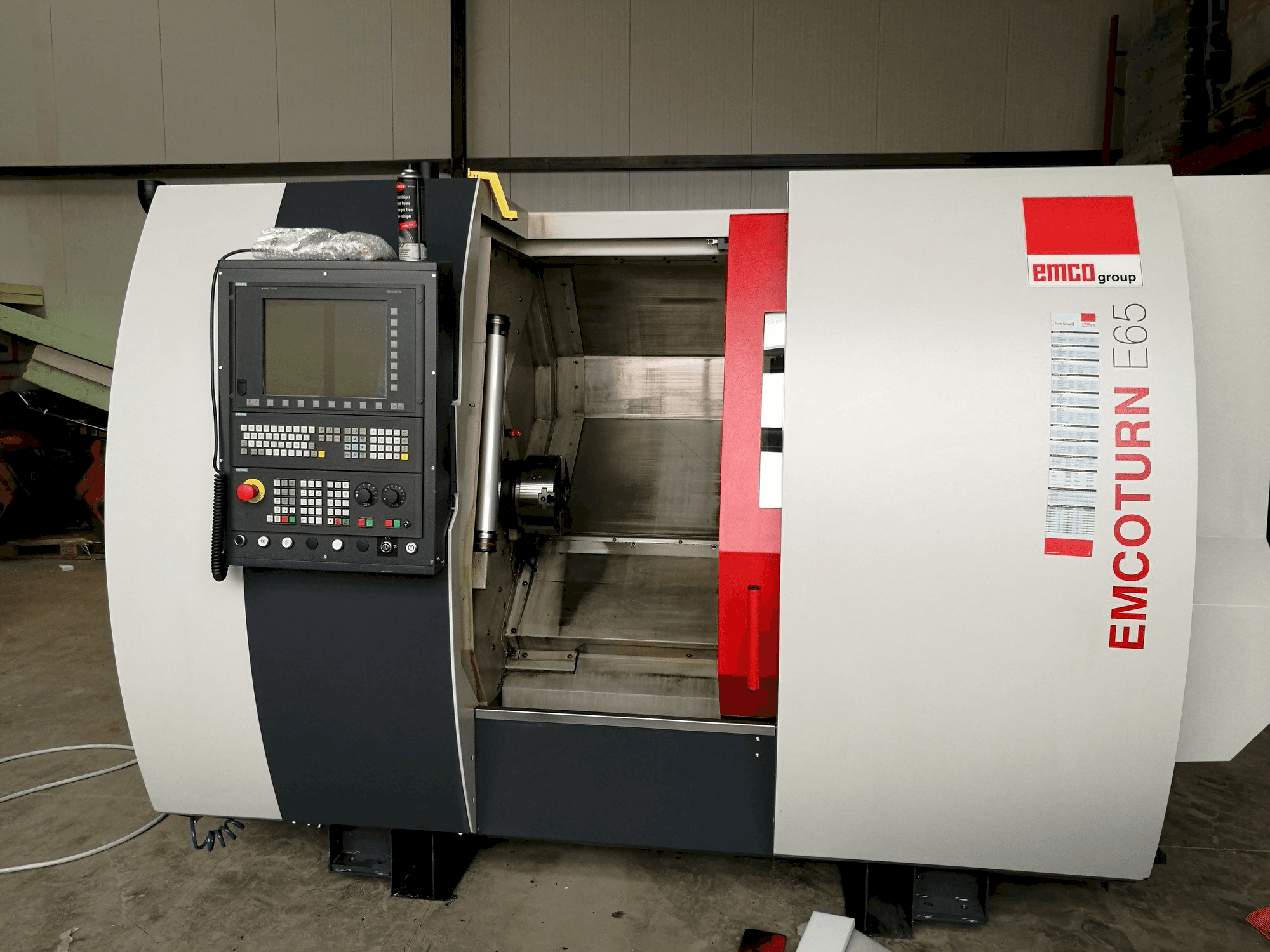 EMCO Emcoturn E65-maskinen framifrån