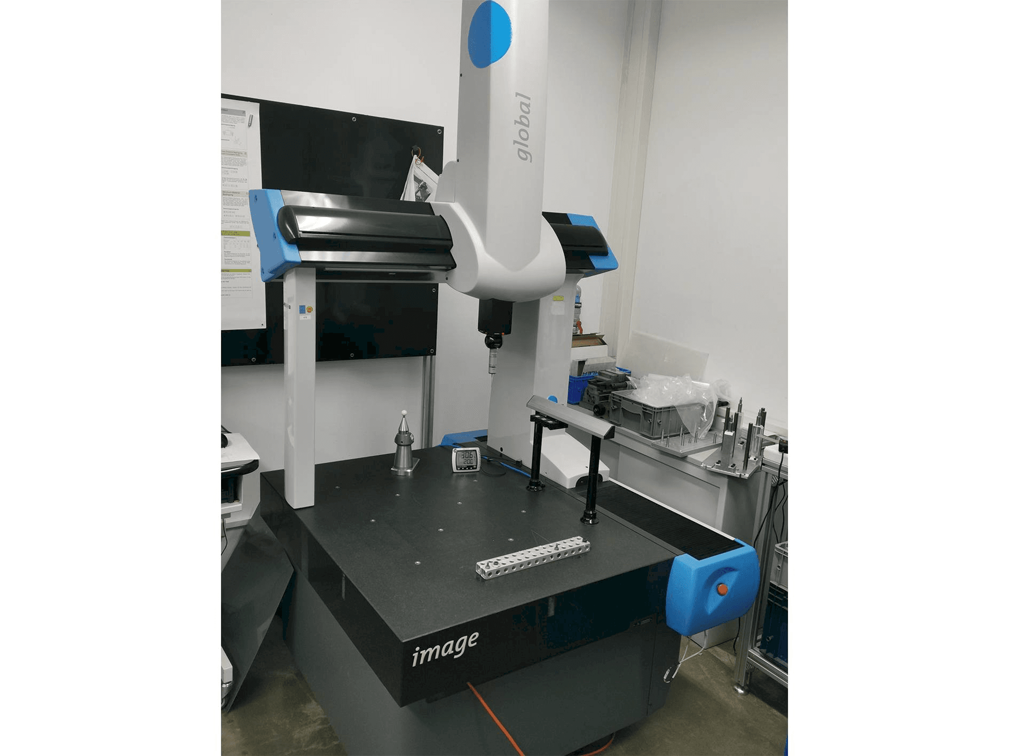 DEA GLOBAL I/070505-maskinen framifrån