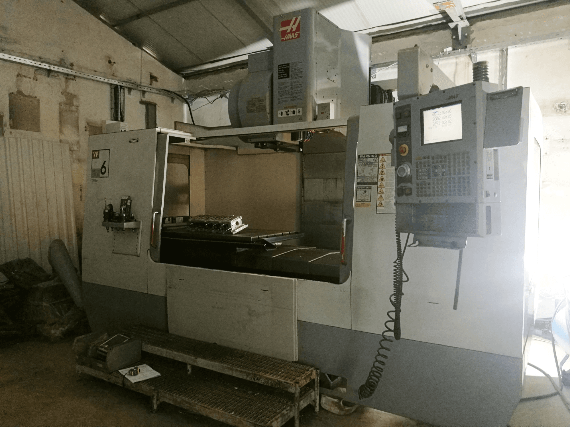 HAAS-maskinen framifrånVF-6B/40HE