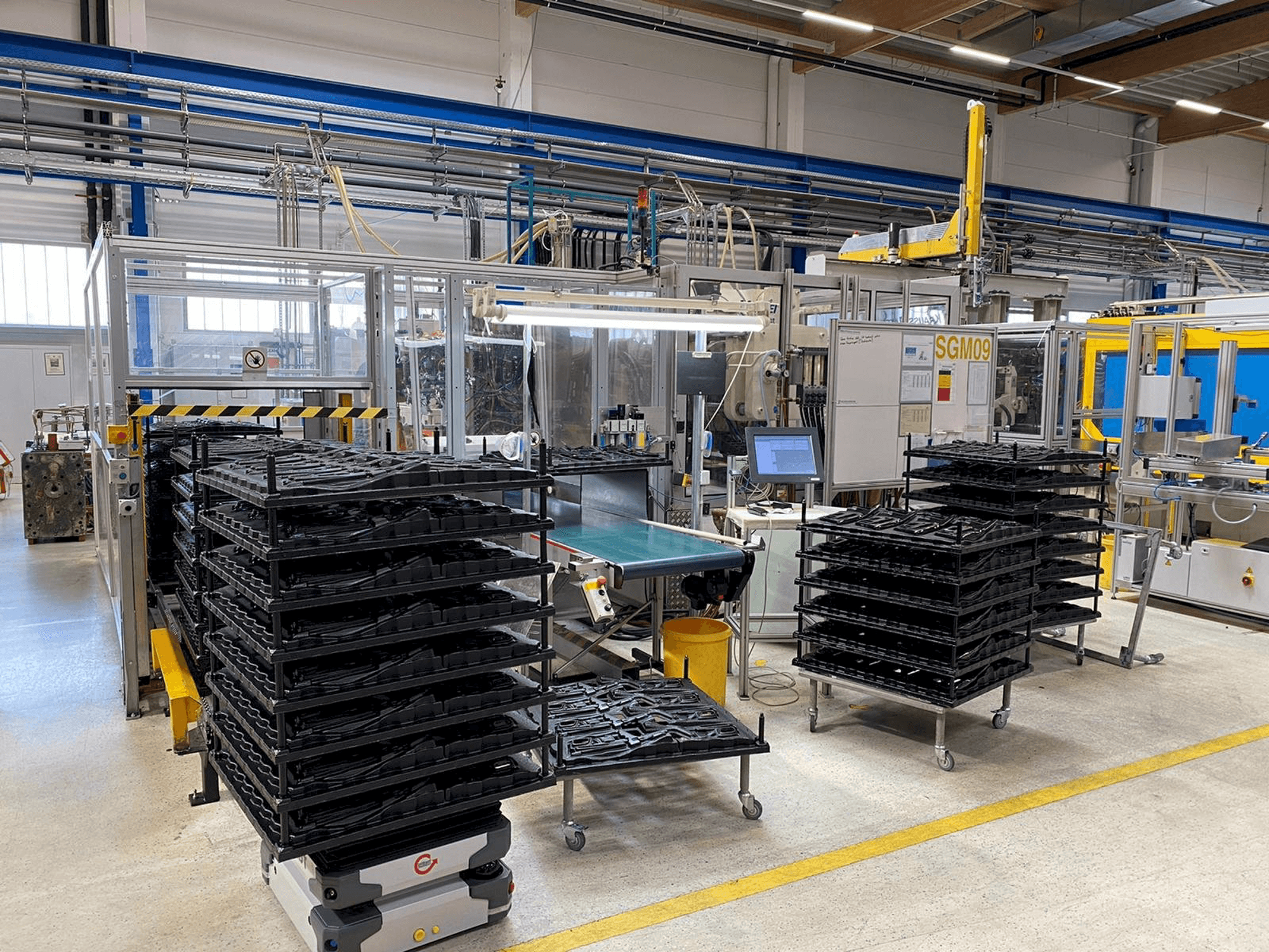Krauss Maffei 650-1900-520 CZ Multinject-maskinen framifrån