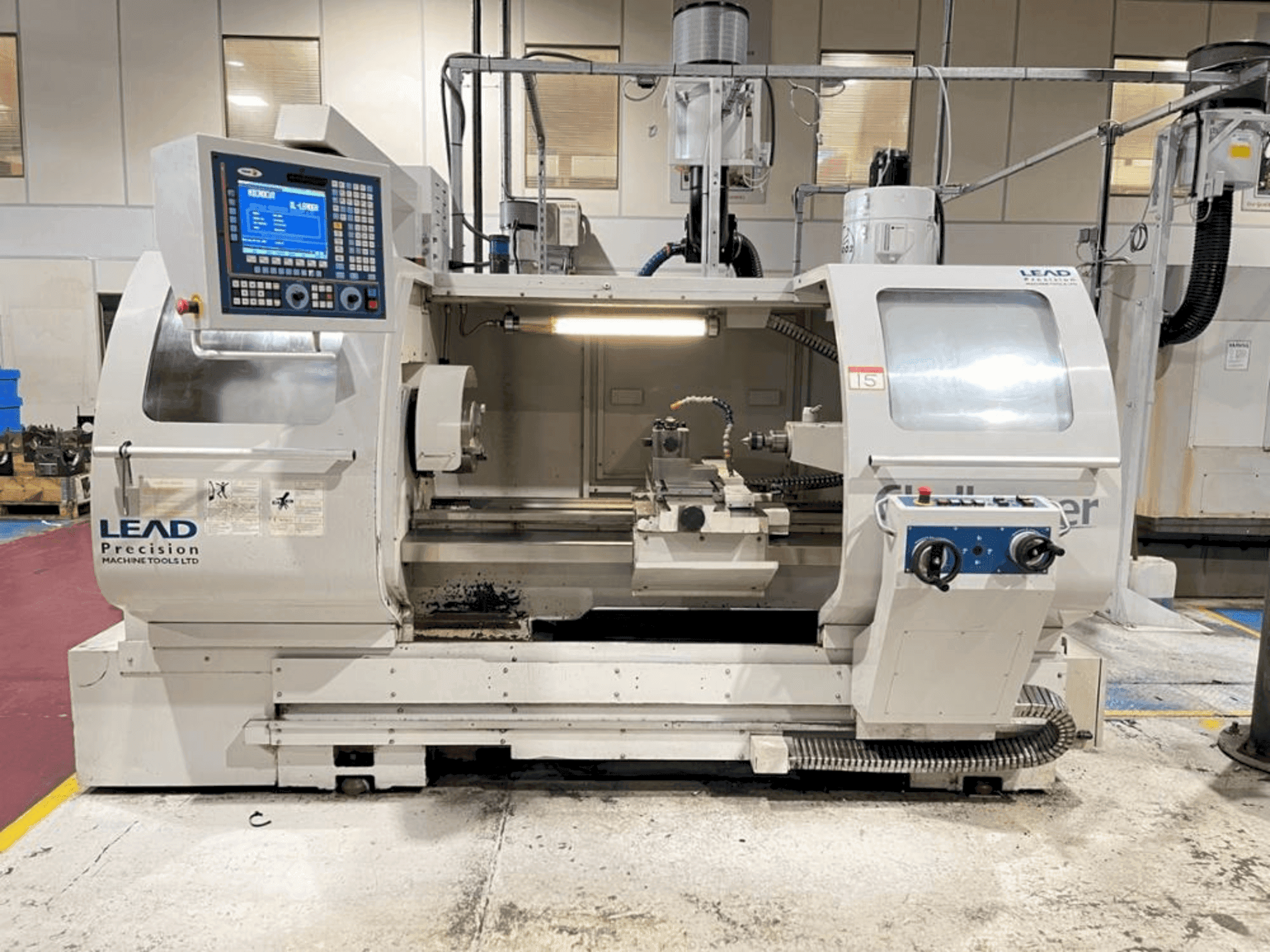 MICROCUT Challenger BNC-1840-maskinen framifrån