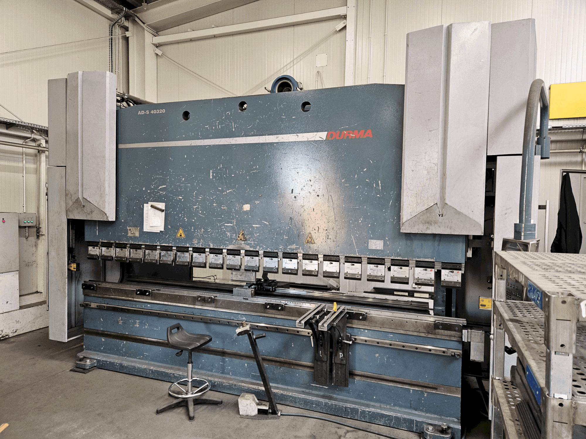 Durma AD-S 40320 (2012)-maskinen framifrån