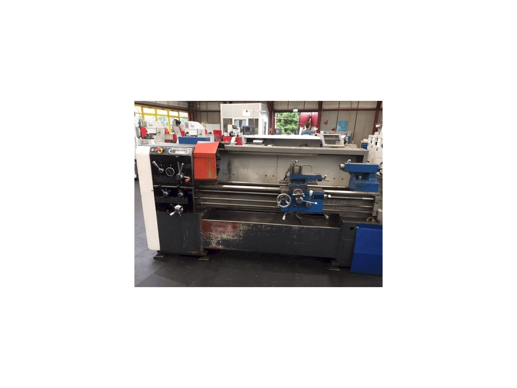 Voest Alpine DA 260/71-maskinen framifrån