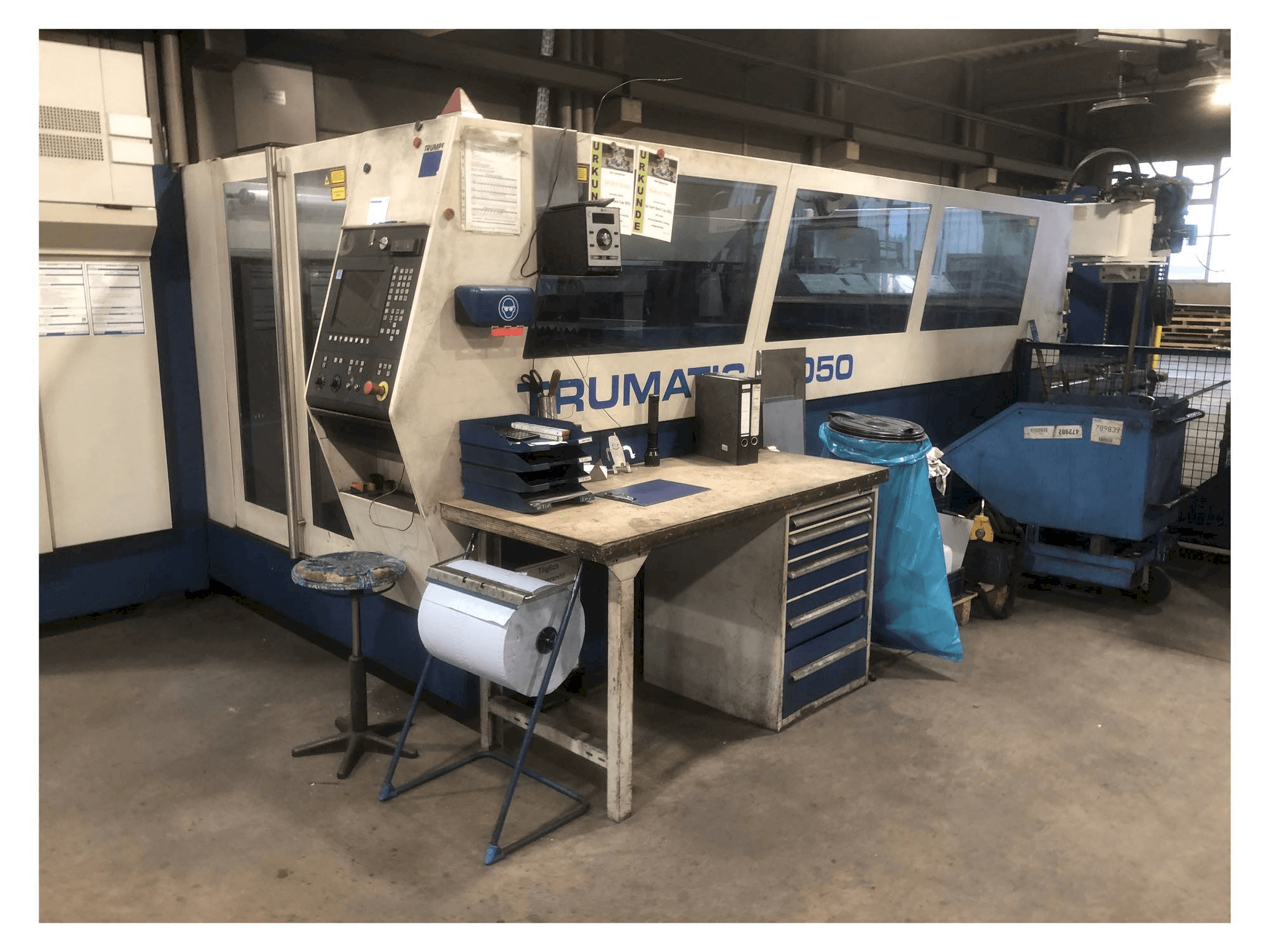 TRUMPF Trumatic L3050-maskinen framifrån