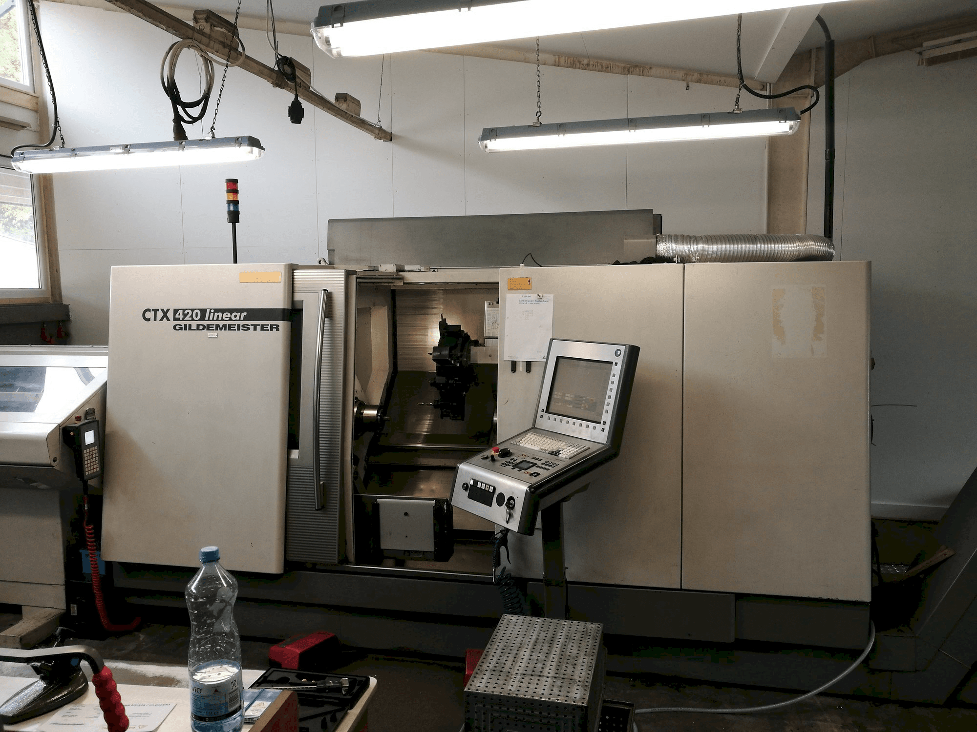 Gildemeister CTX 420 linear-maskinen framifrån