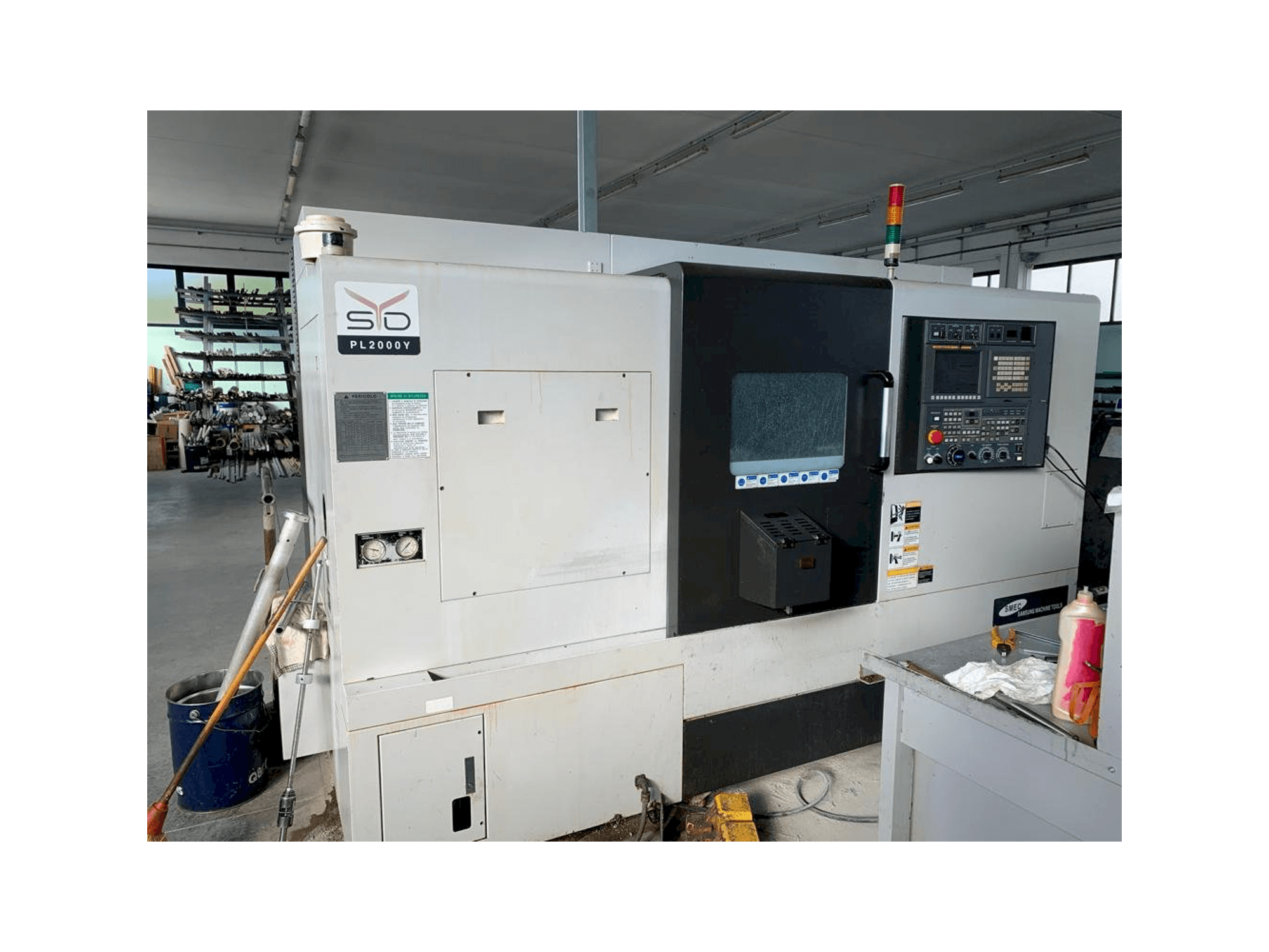 SMEC PL 2000Y-maskinen framifrån