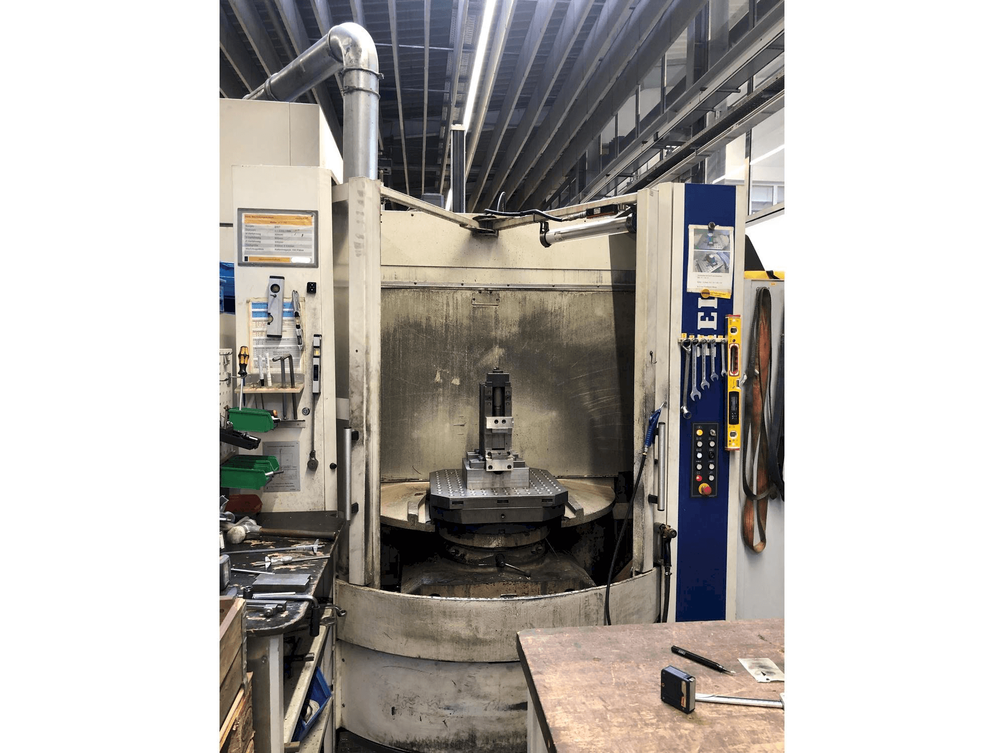 HELLER MCH 250-maskinen framifrån