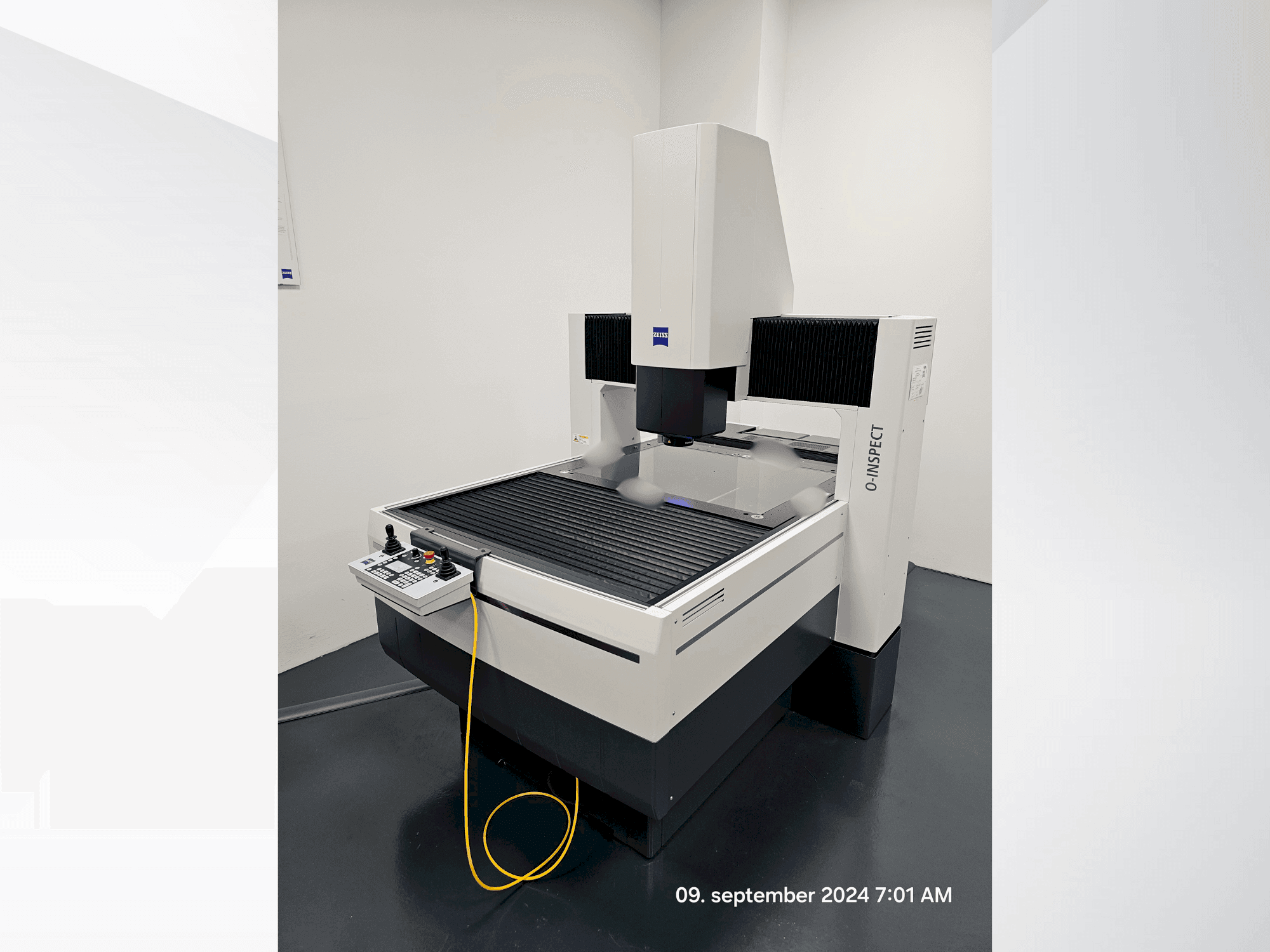 ZEISS 0-inspect-maskinen framifrån