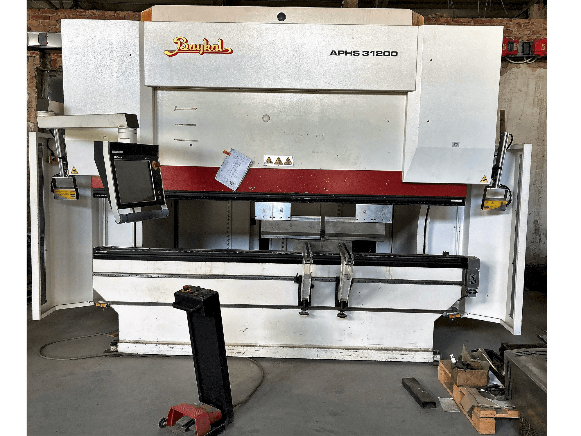Baykal APHS 31200-maskinen framifrån