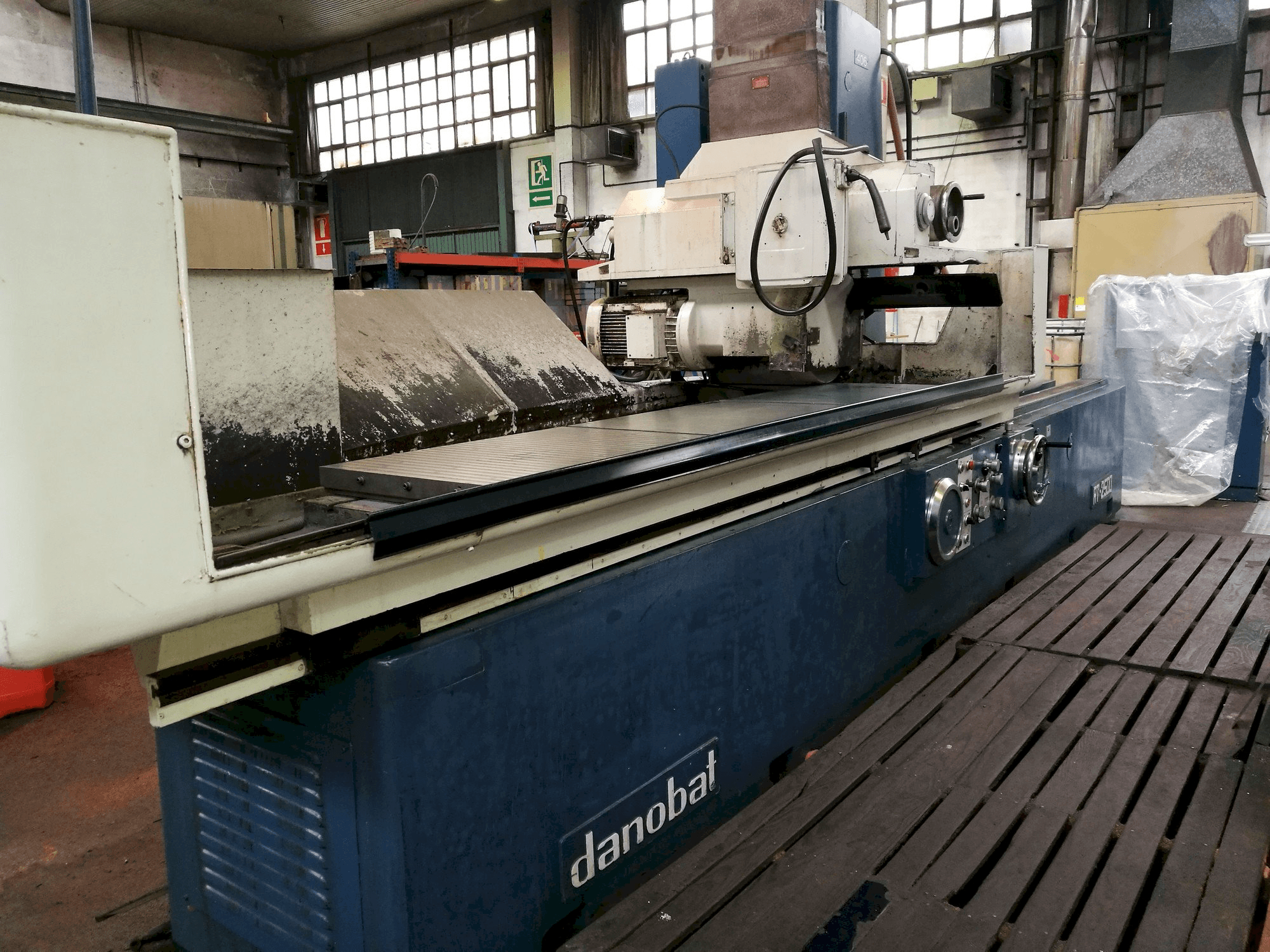 DANOBAT RT-2500-maskinen framifrån