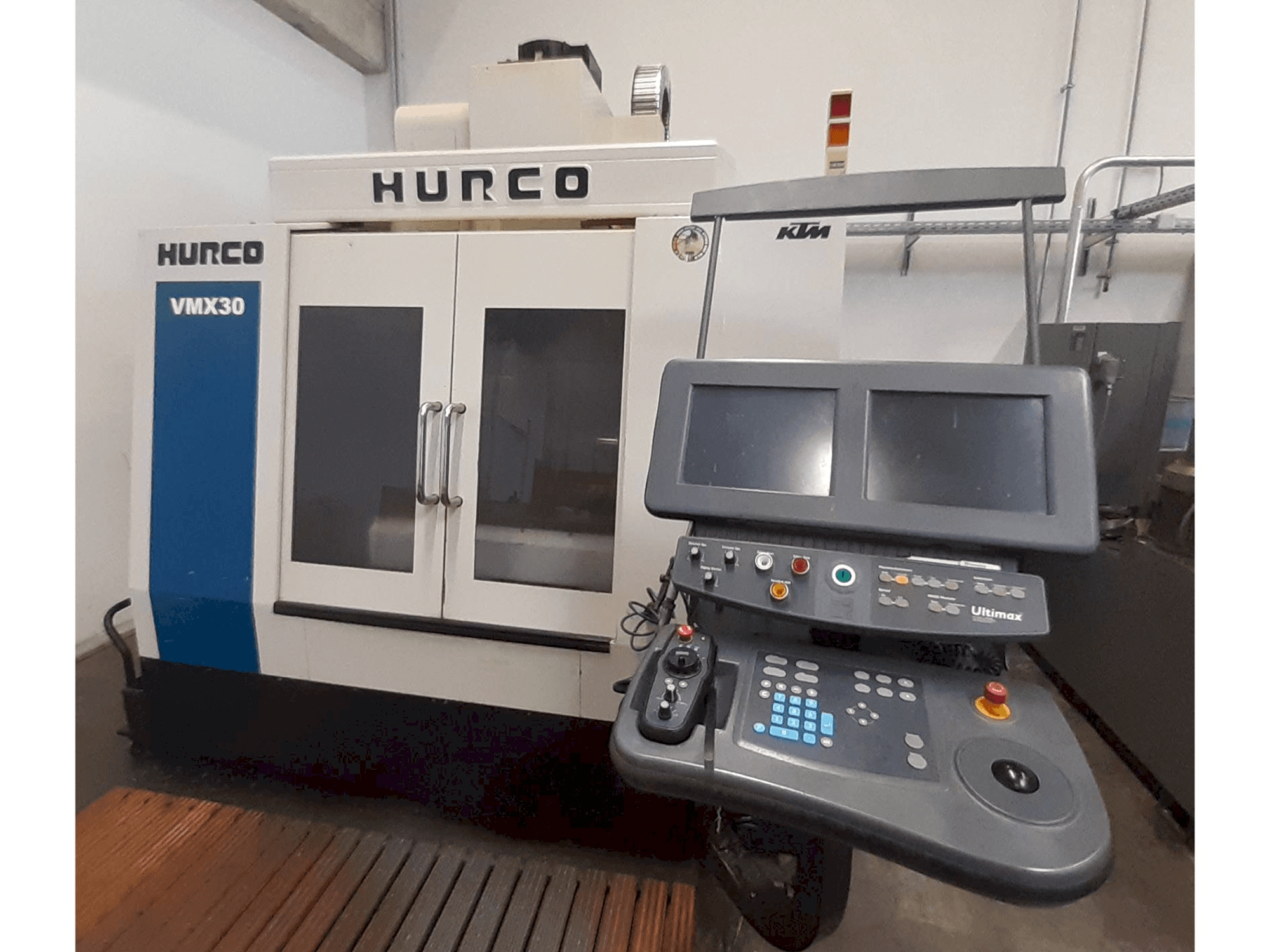 Hurco VMX 30-maskinen framifrån