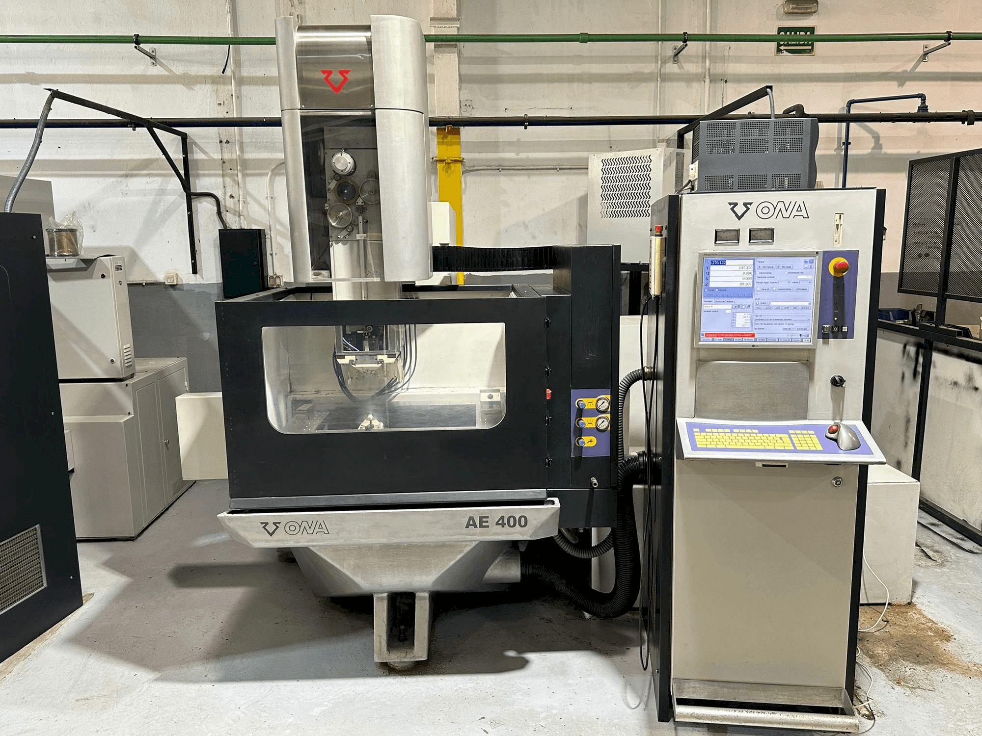 ONA AE400-maskinen framifrån