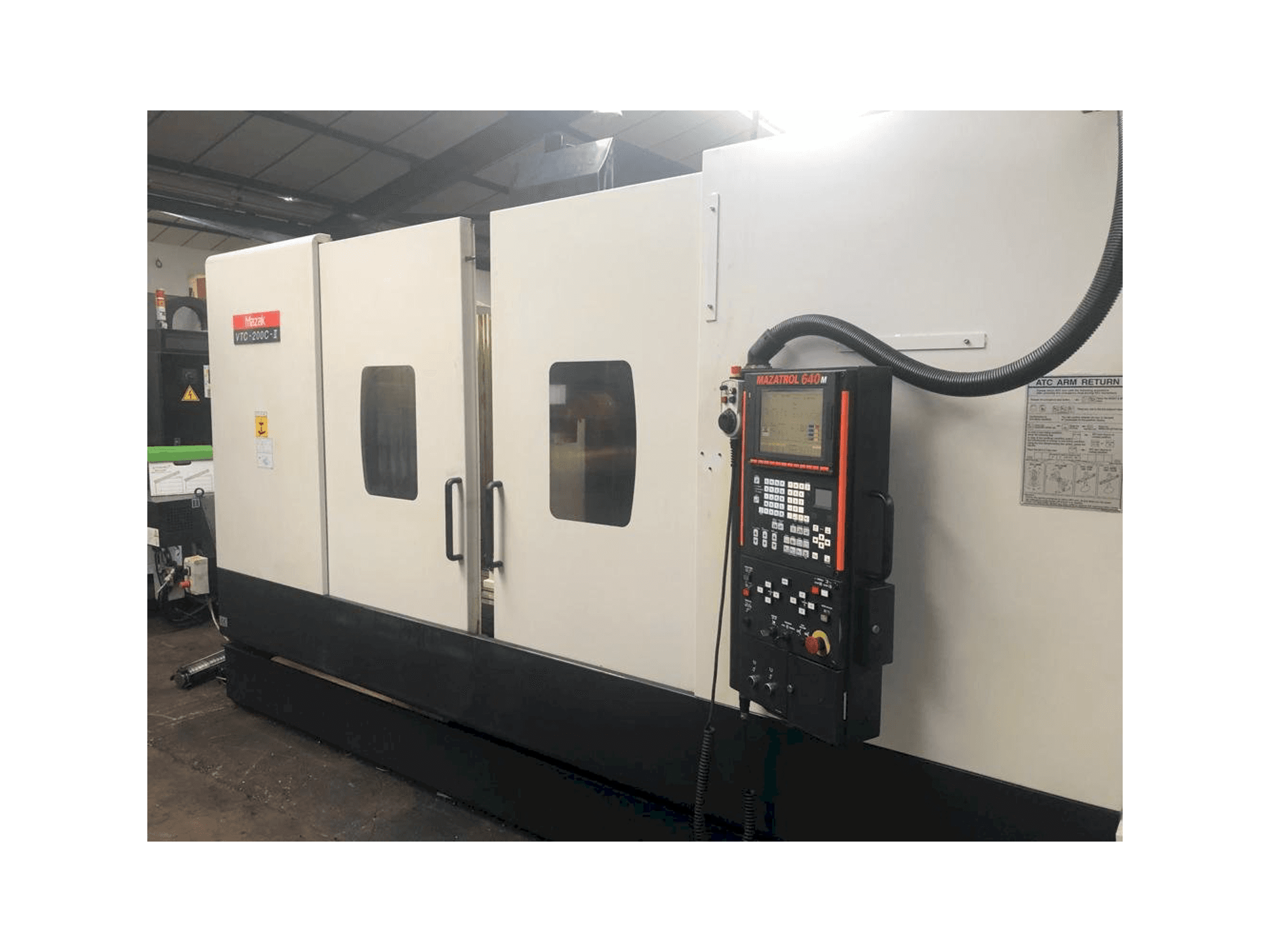 Mazak VTC-200C-II-maskinen framifrån