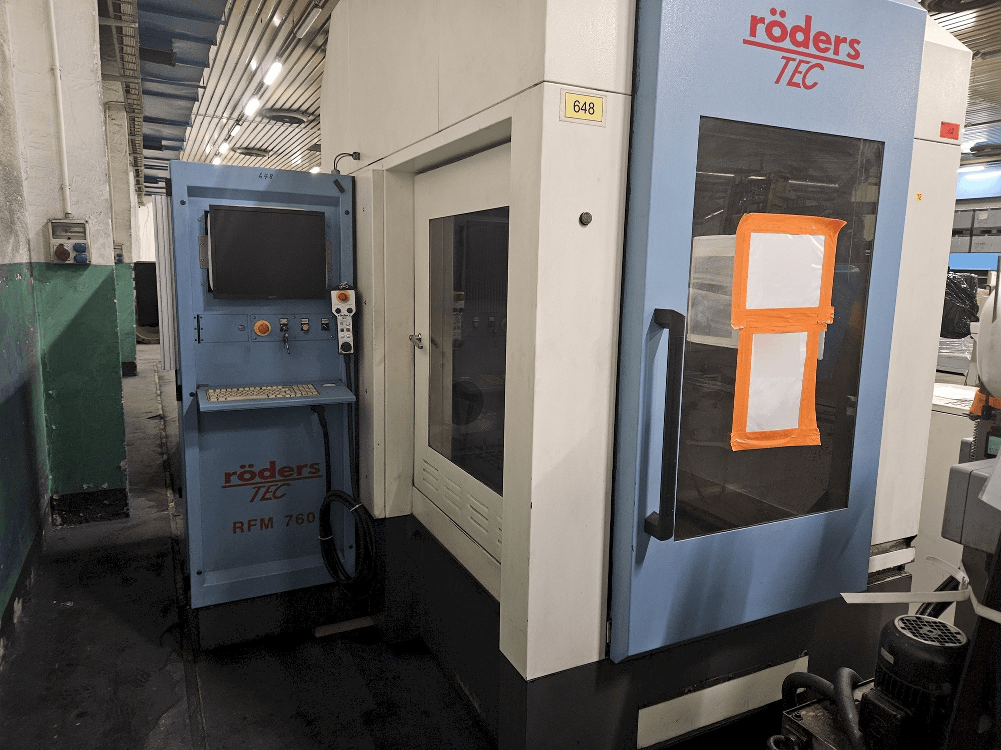RÖDERS RFM 760/2-maskinen framifrån
