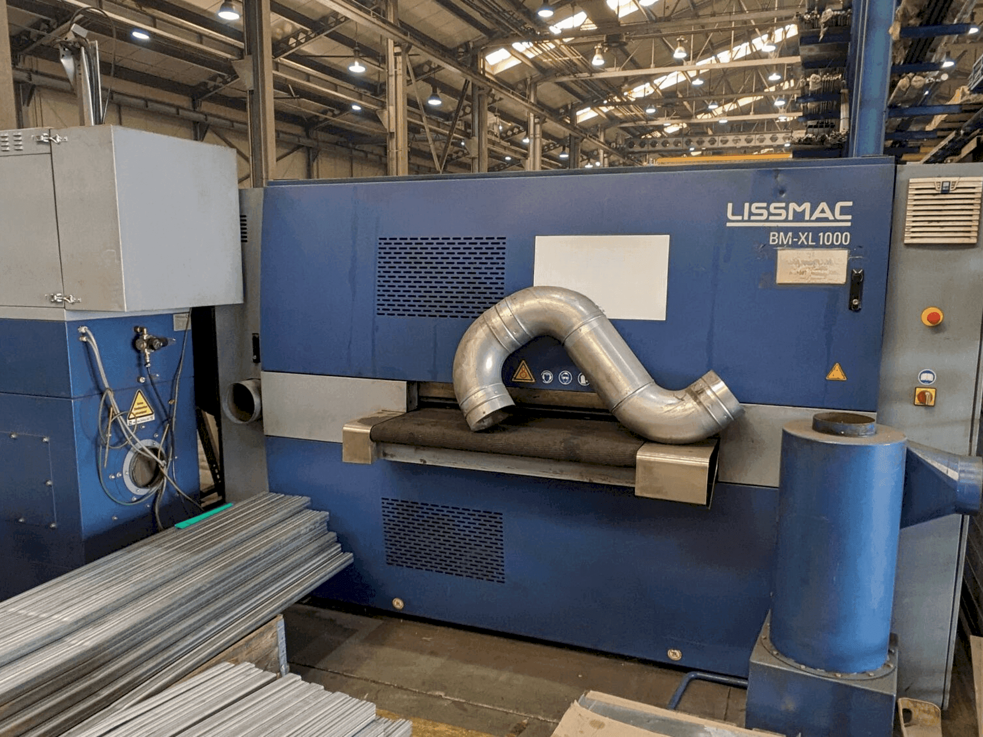 LISSMAC SBM XL 1000 S2B2-maskinen framifrån