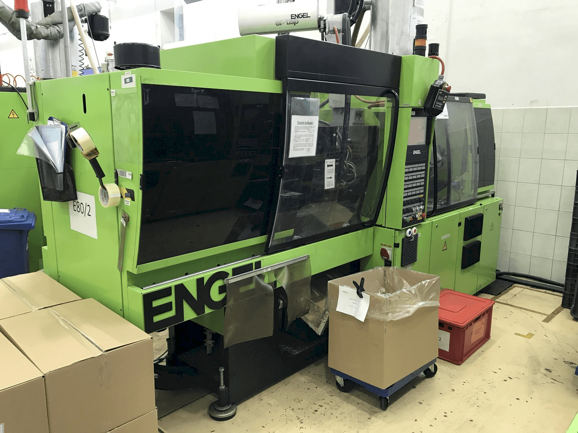 ENGEL VC 330/80 Tech-maskinen framifrån