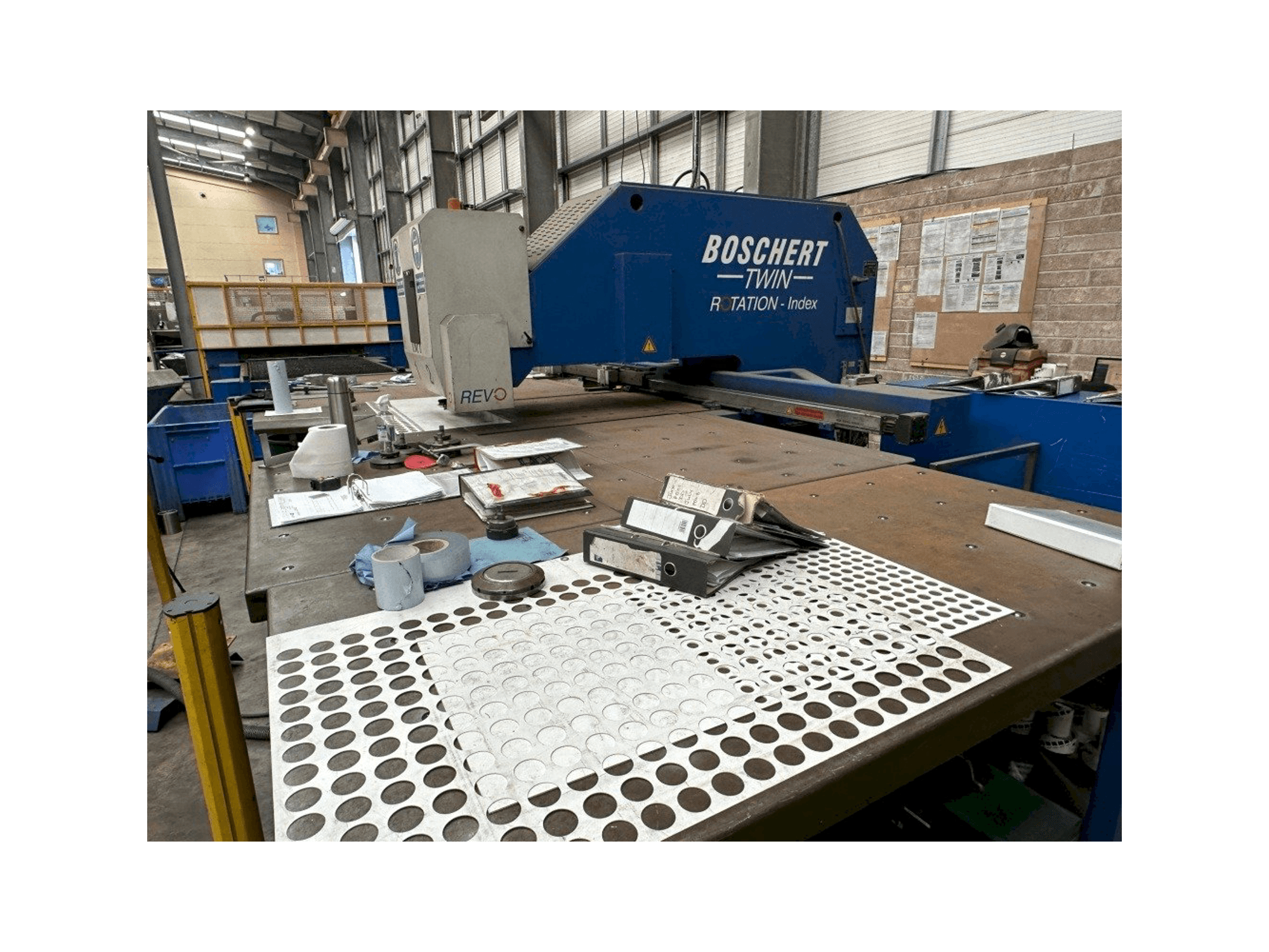 Boschert Twin 1000 Inde-maskinen framifrån