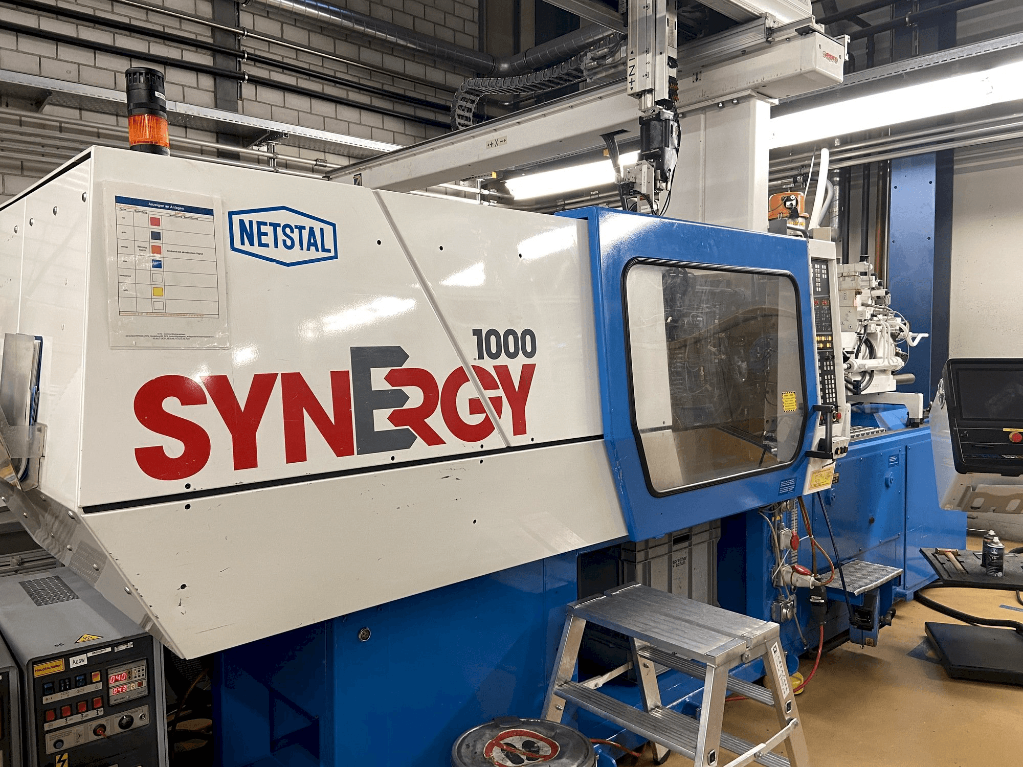 Netstal Synergy 1000-230-maskinen framifrån