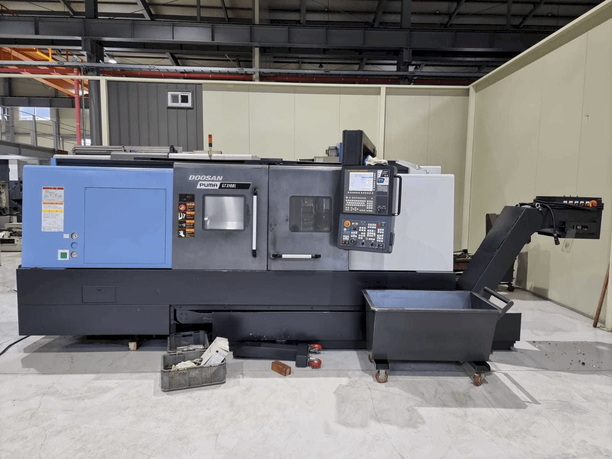 Doosan PUMA GT3100L-maskinen framifrån