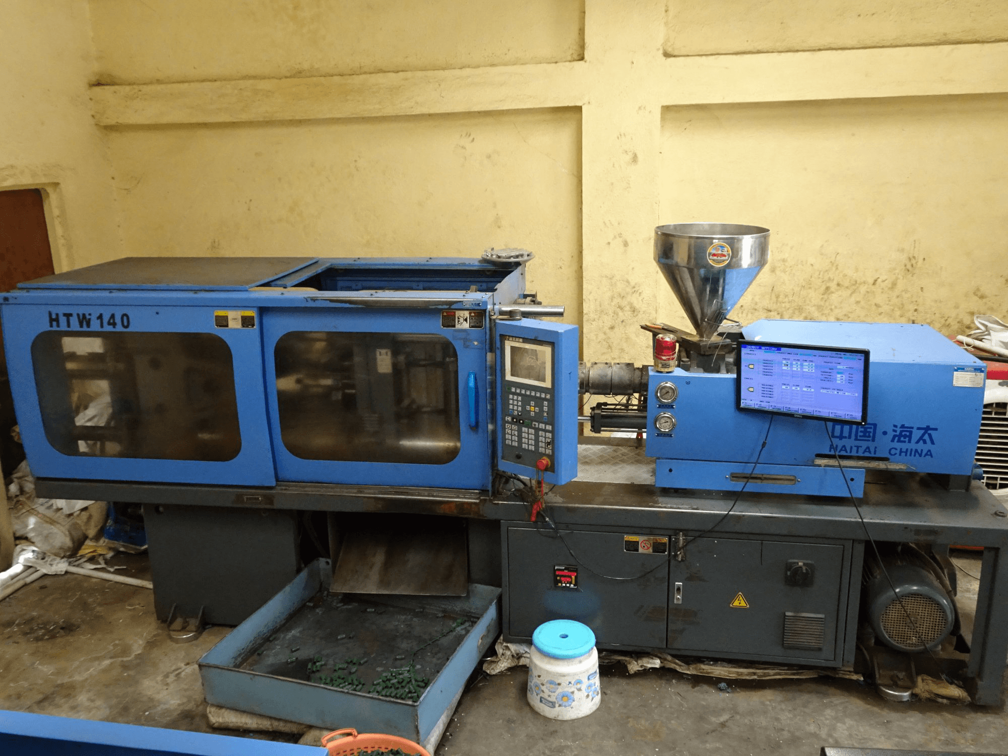 HAITAI-maskinen framifrånHTW 140