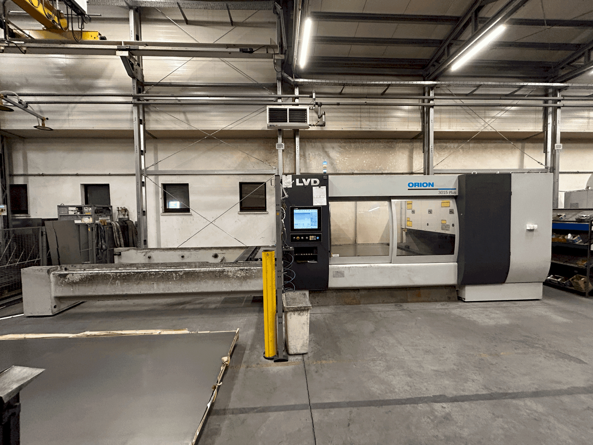 LVD Orion 3015 Plus-maskinen framifrån