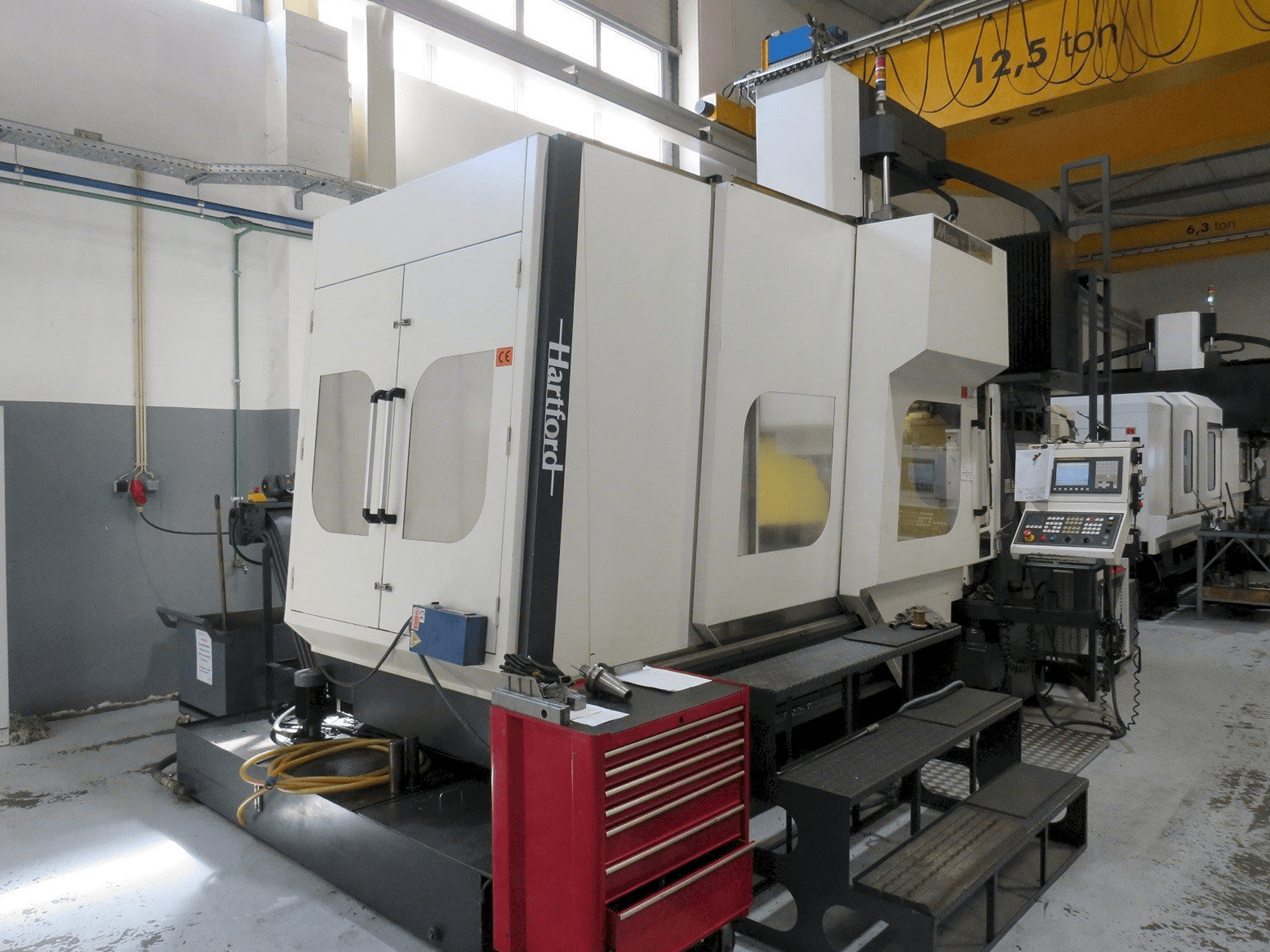 Hartford HEP 2150-maskinen framifrån