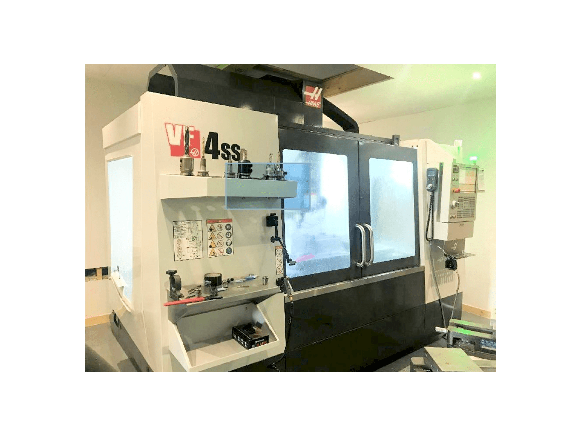 HAAS VF-4SS-maskinen framifrån