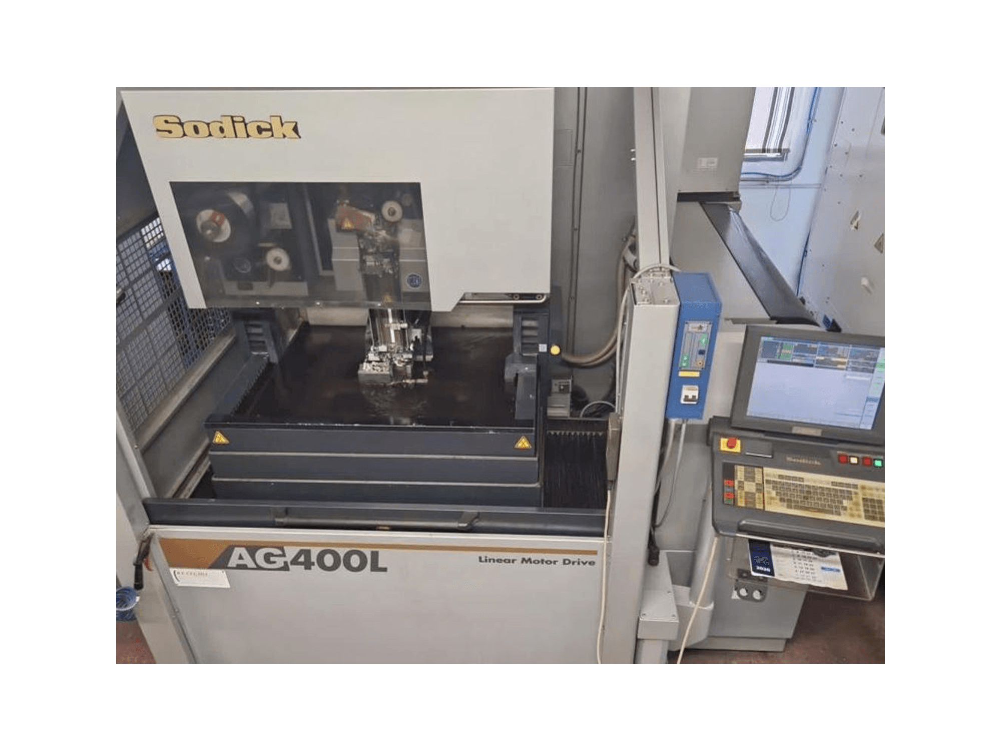 Sodick AG400L-maskinen framifrån