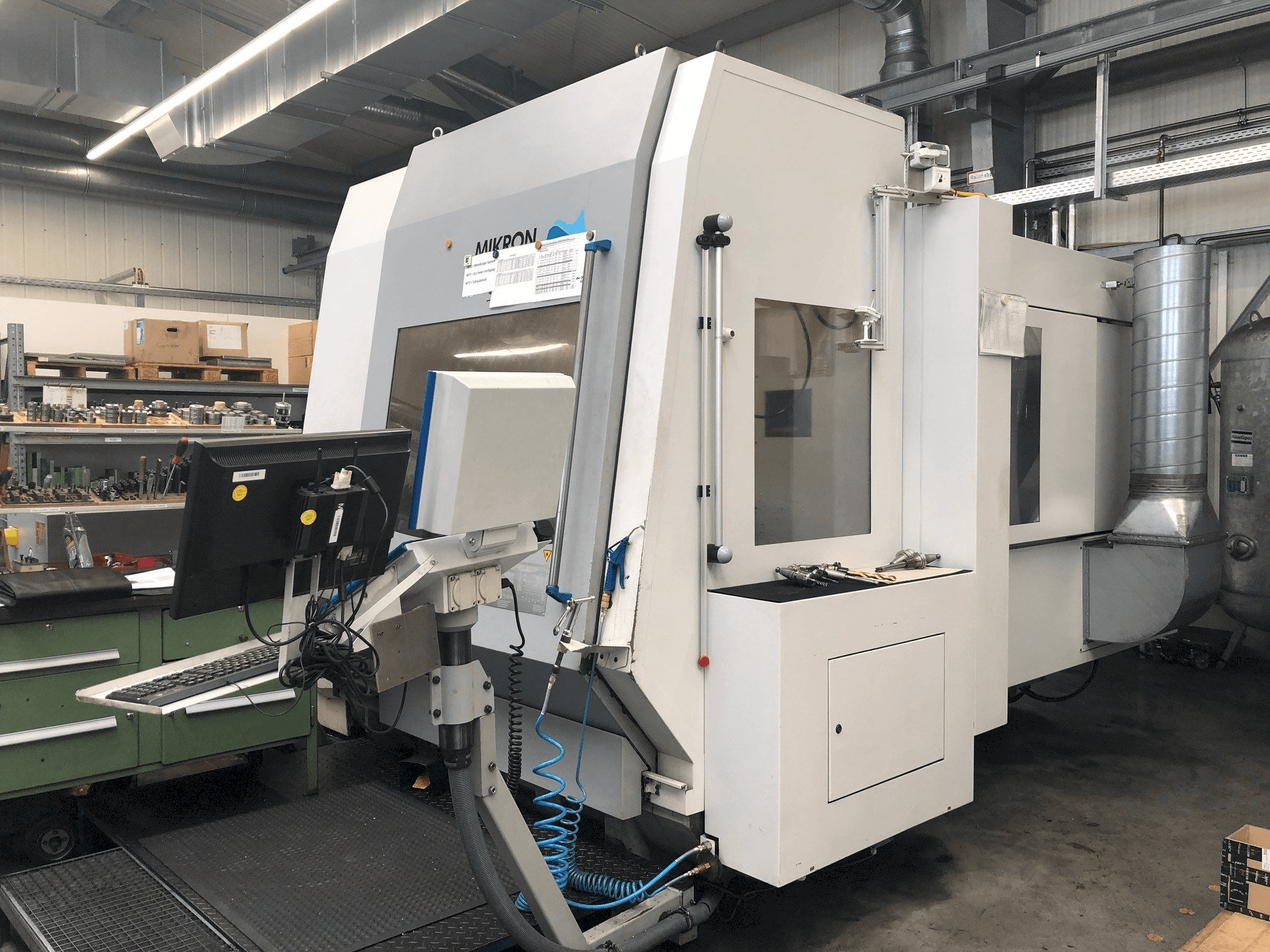 MIKRON UPC 1150-maskinen framifrån