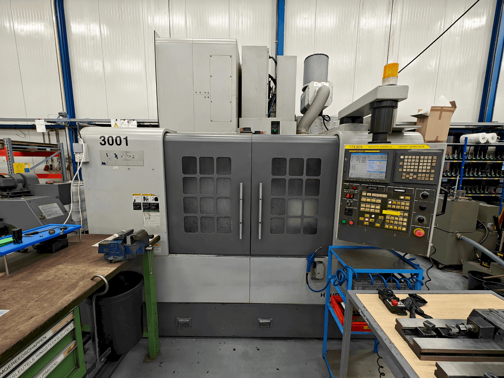 HYUNDAI KIA VX 500-maskinen framifrån