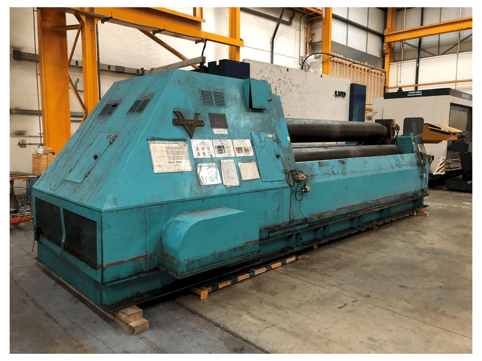 VERRINA CLR 216 X 4050-maskinen framifrån