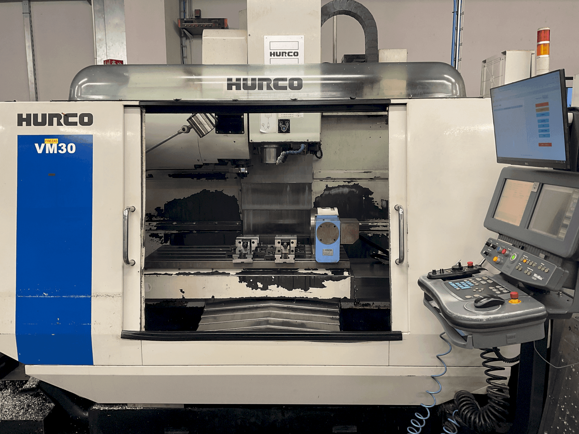 Hurco VM 30-maskinen framifrån