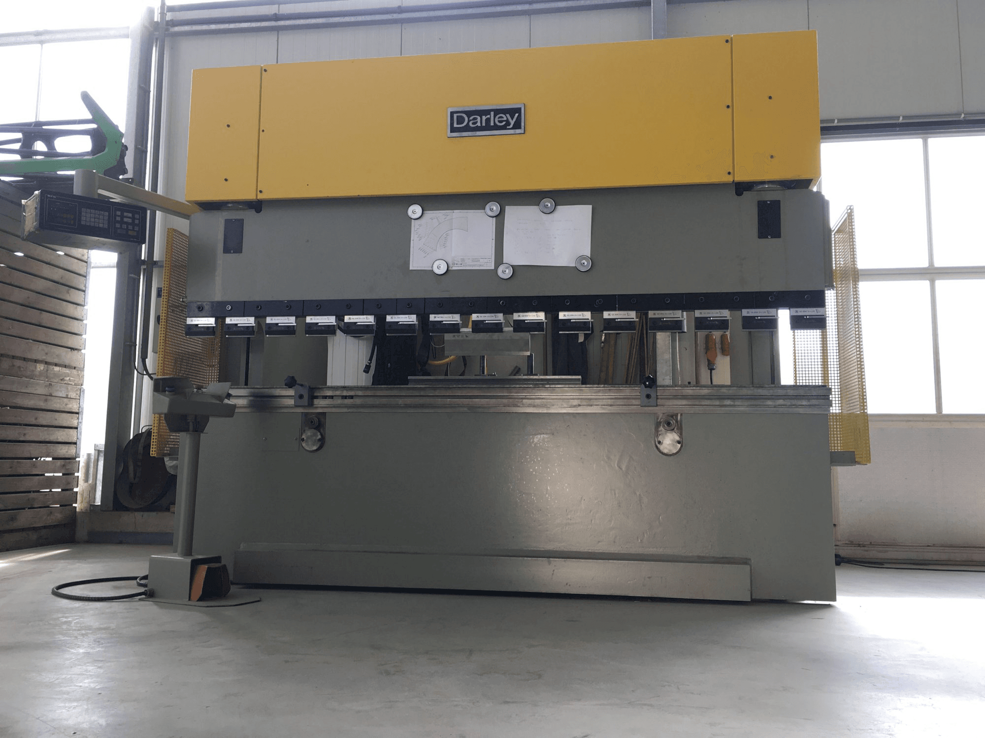 Darley-maskinen framifrånEHP 150 31/25