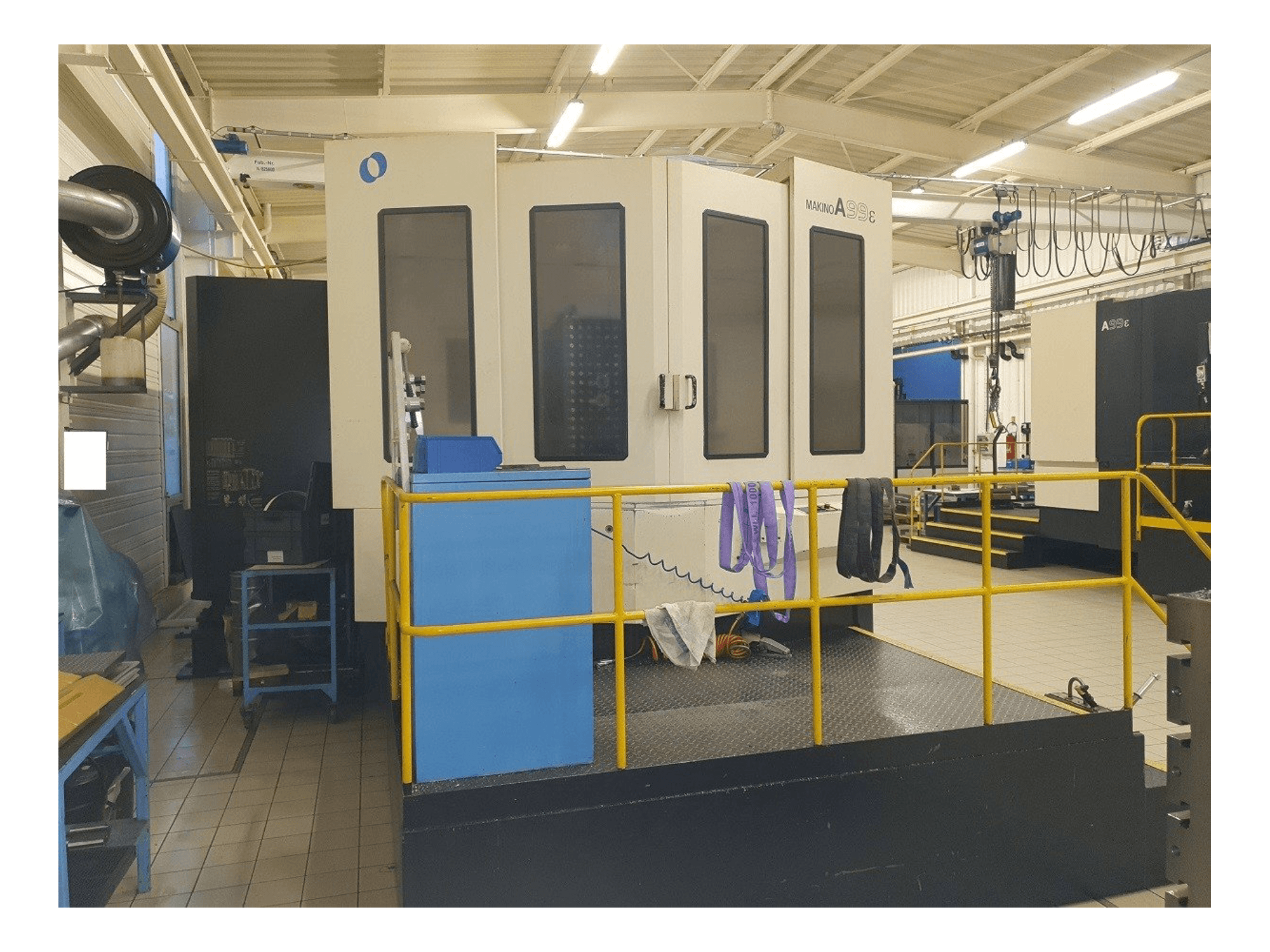 Makino A99-maskinen framifrån