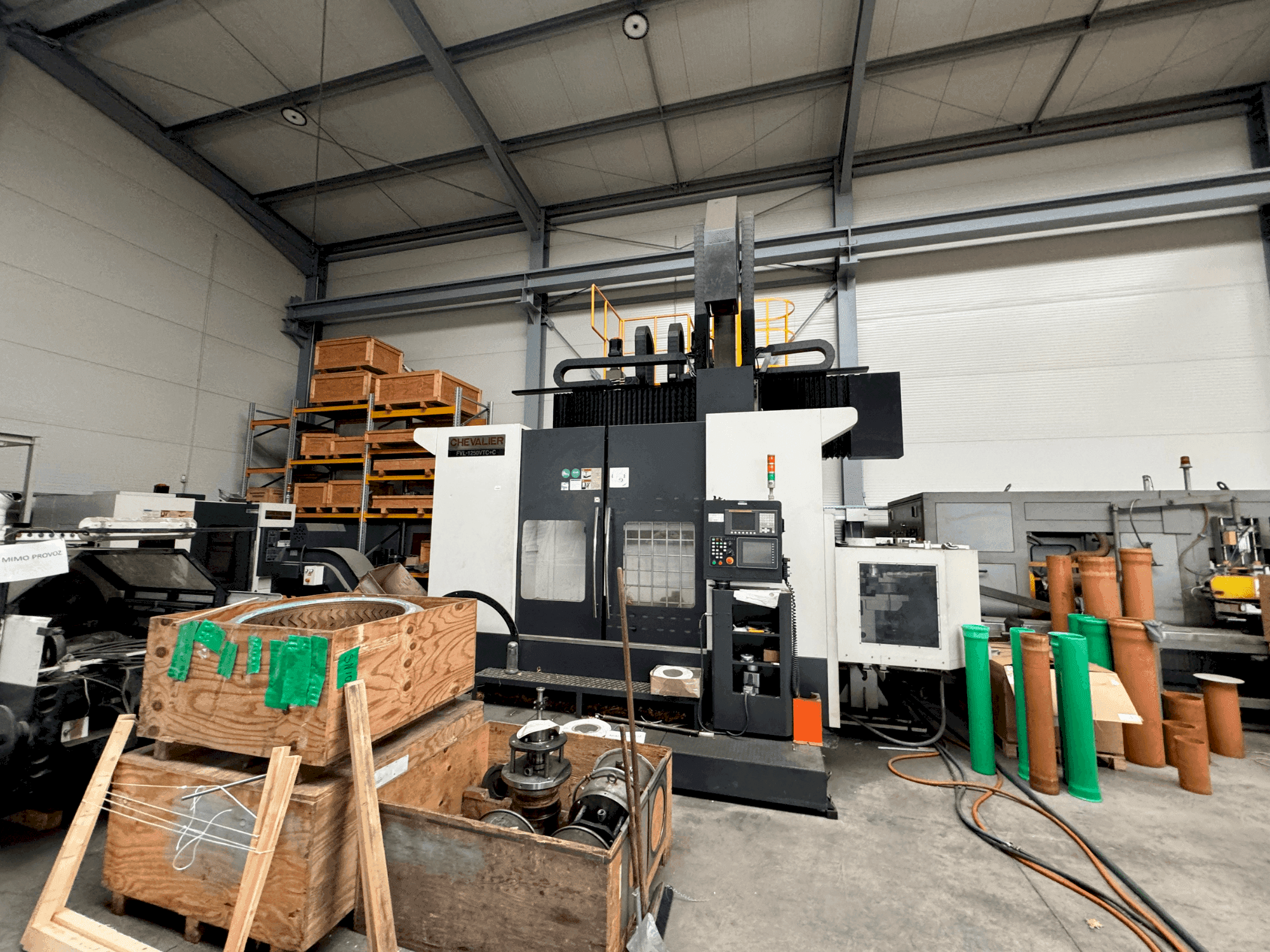 Chevalier FVL-1250VTC+C-maskinen framifrån