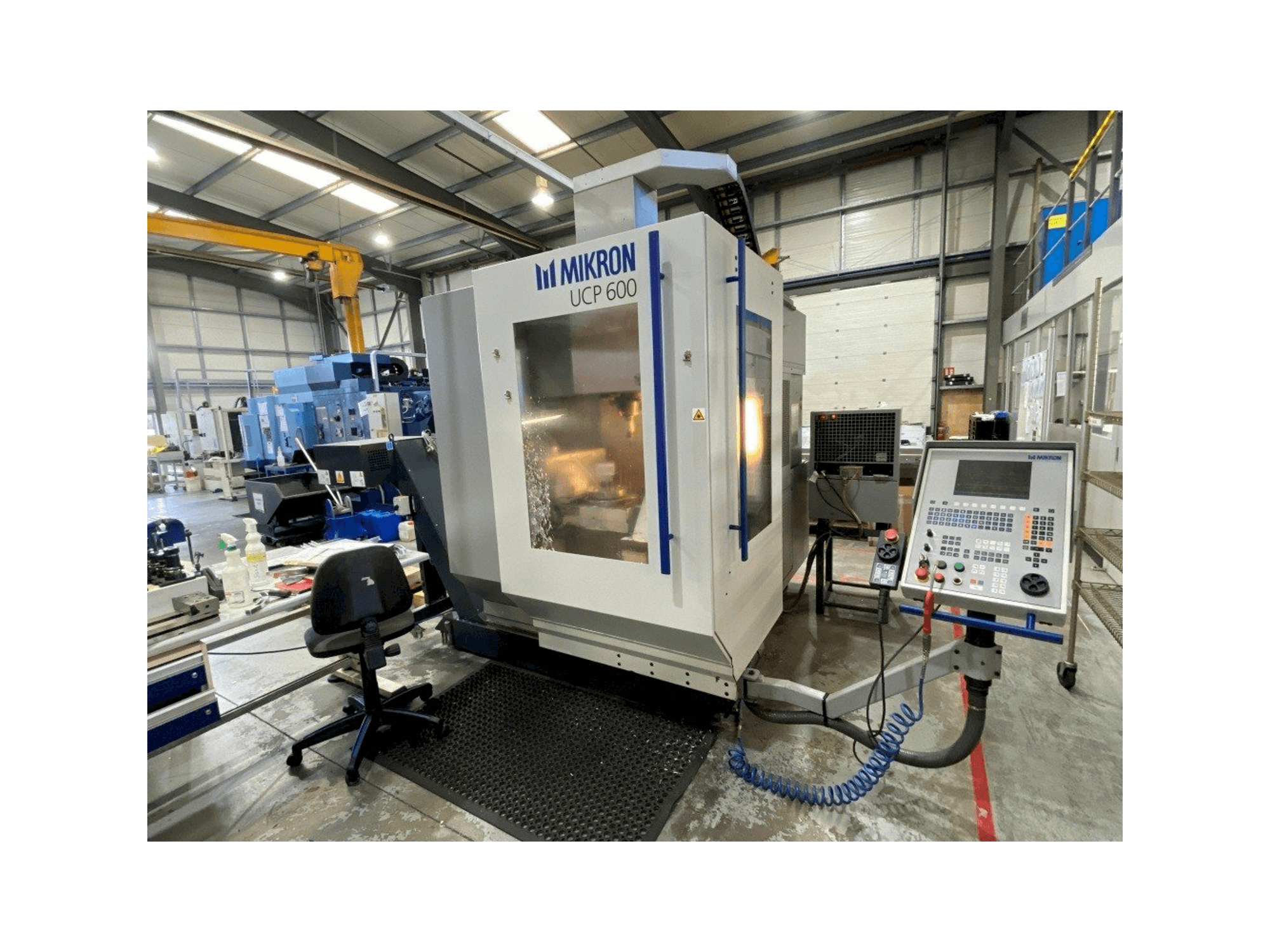 MIKRON UCP 600-maskinen framifrån
