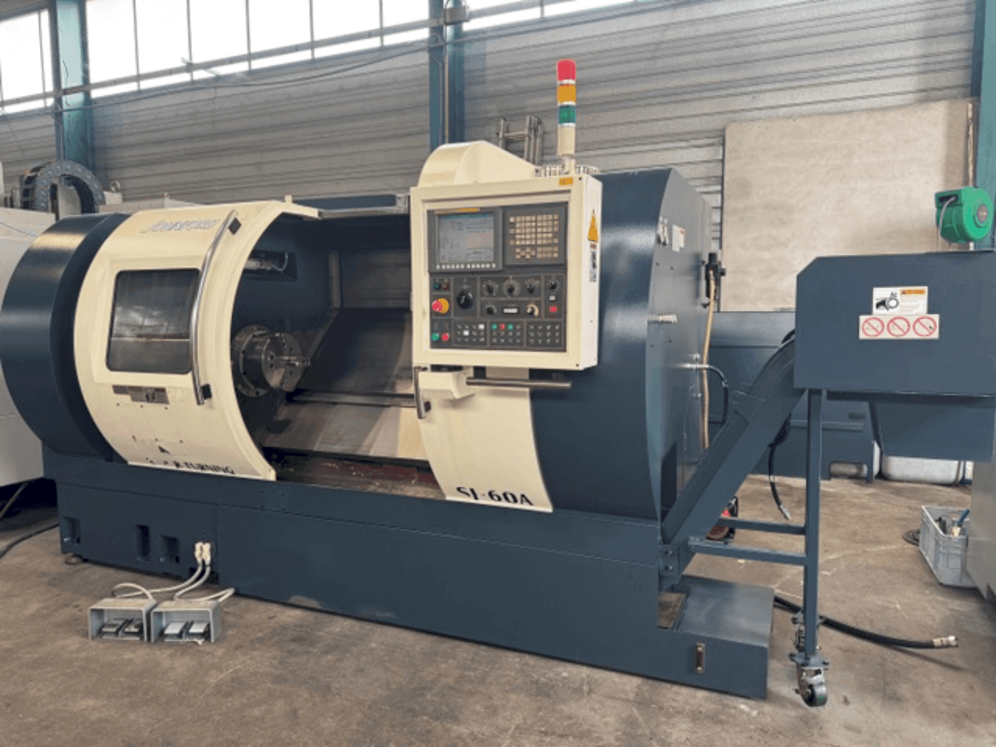 Johnford SL 60A CS-maskinen framifrån