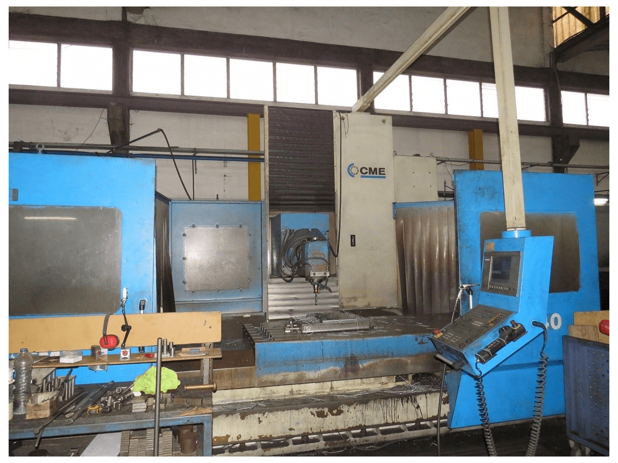 CME HZ40-maskinen framifrån