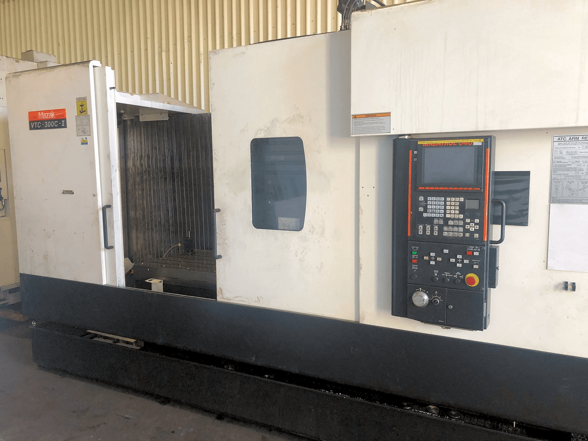 Mazak VTC-300C-II-maskinen framifrån