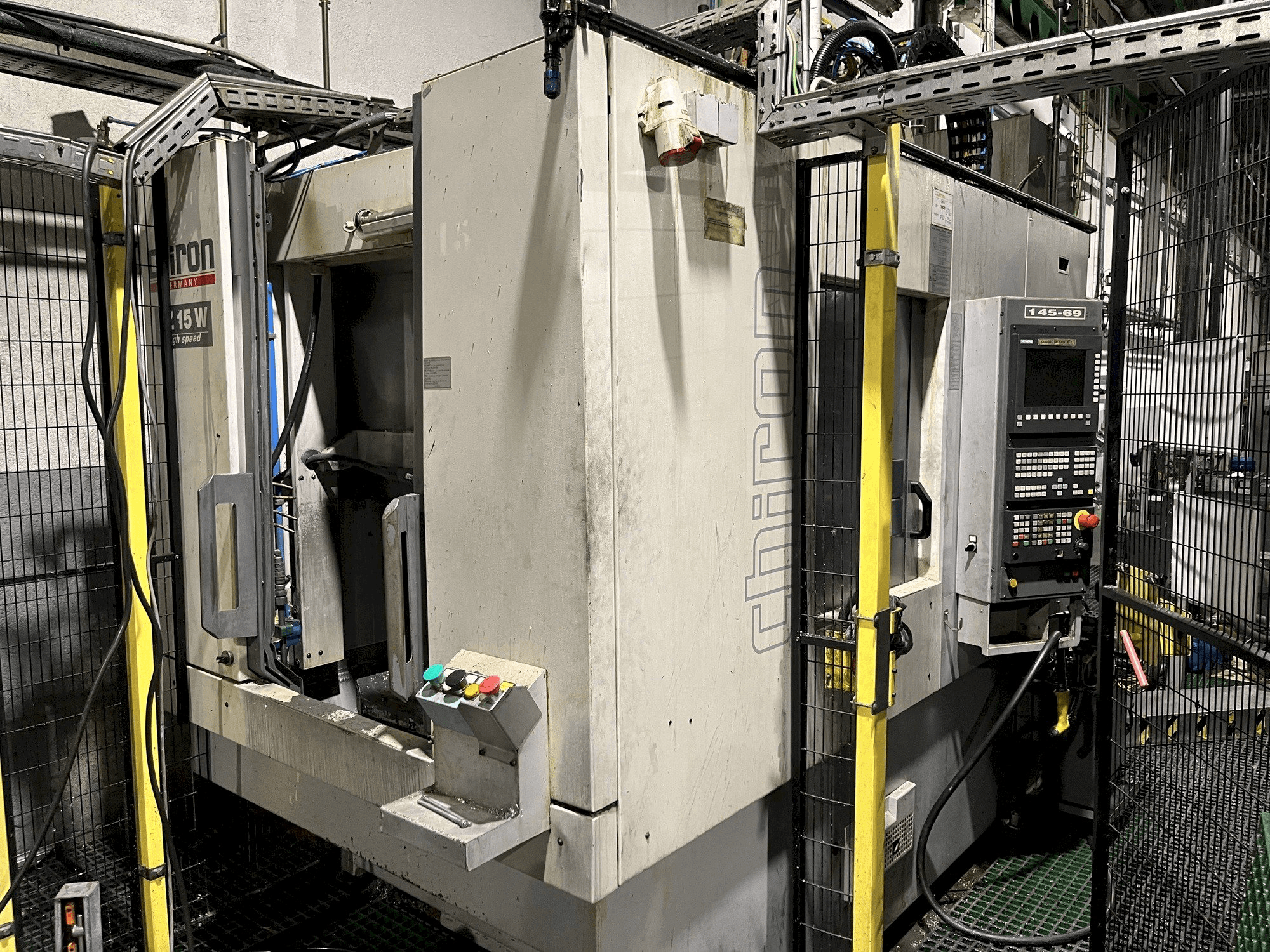 CHIRON FZ15W-maskinen framifrån