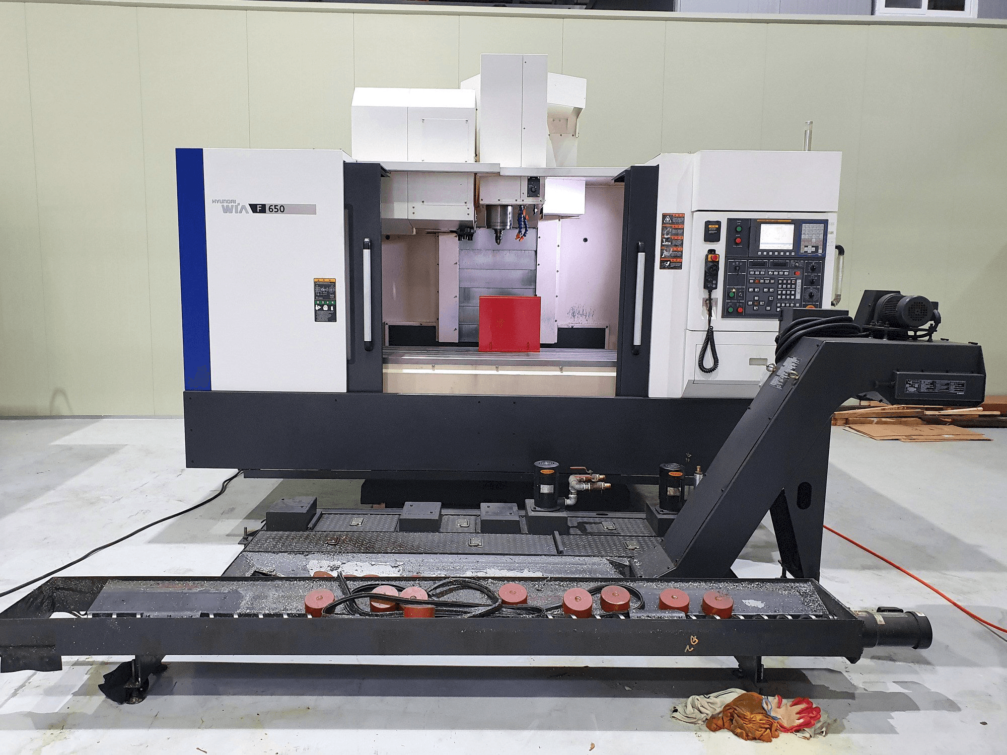 Hyundai Wia F650-maskinen framifrån