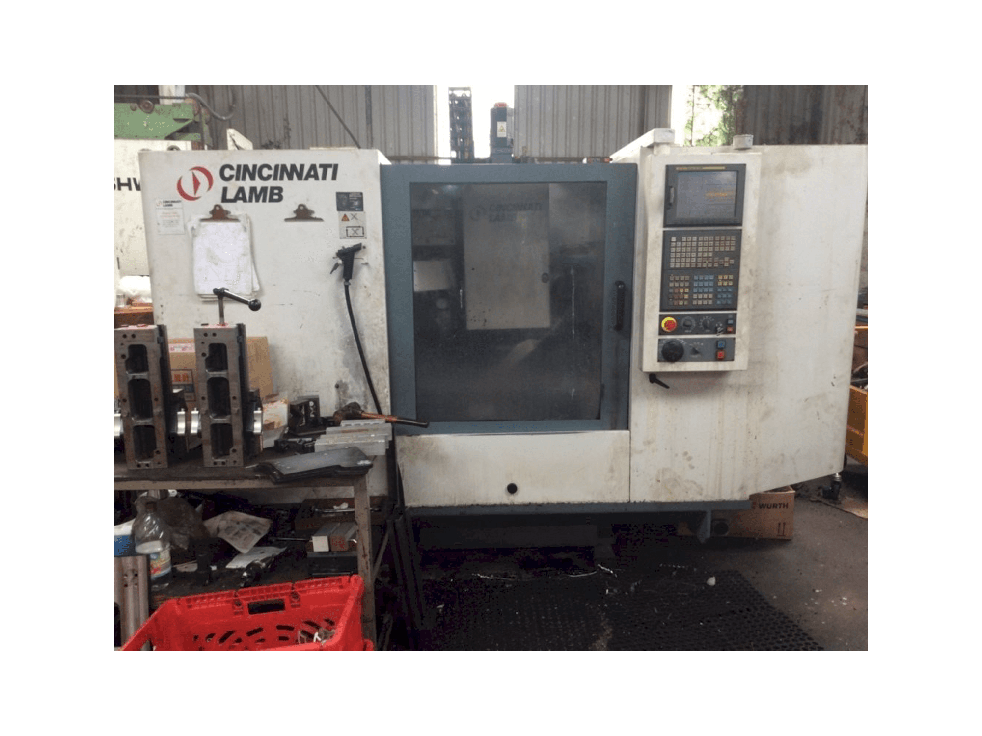 Cincinnati Lamb VCnC 760-maskinen framifrån
