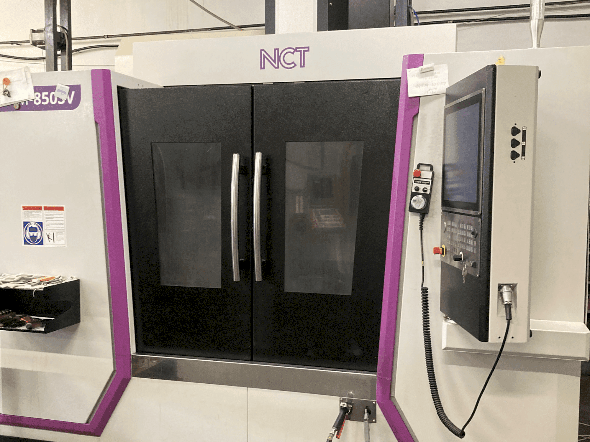 NCT MM-850SV-maskinen framifrån