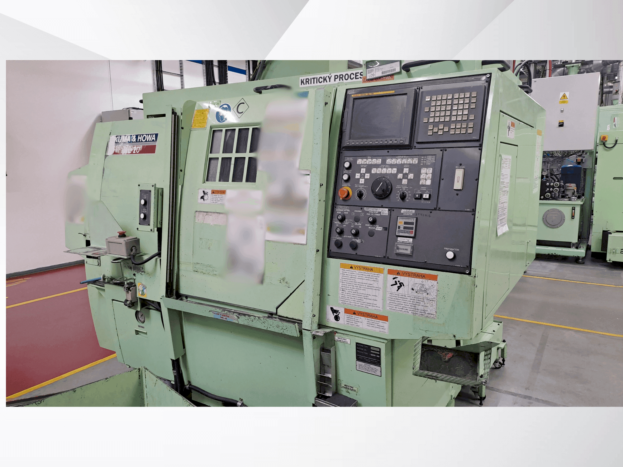 OKUMA & HOWA HL-20-maskinen framifrån
