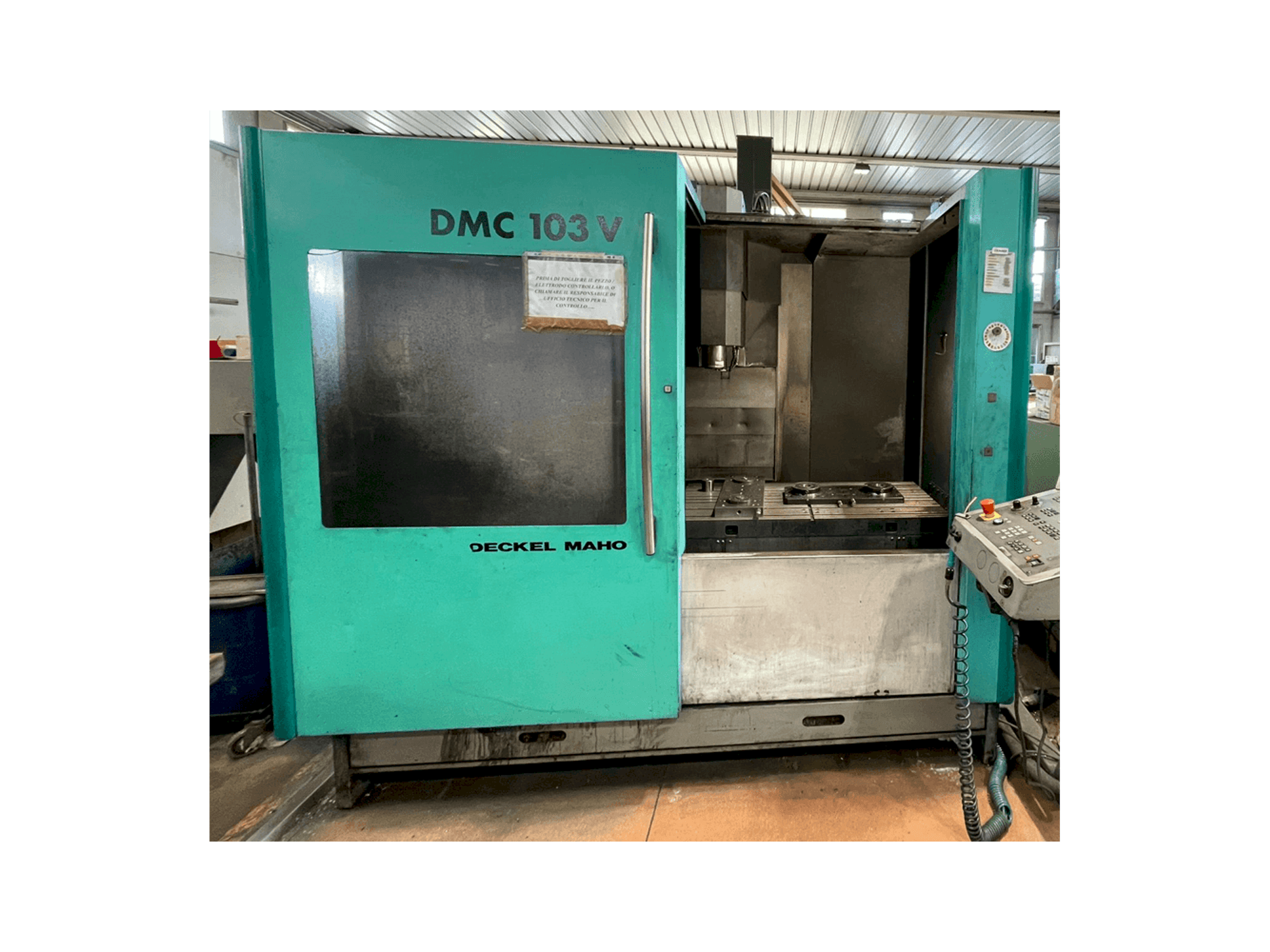 DECKEL MAHO DMC 103-maskinen framifrån