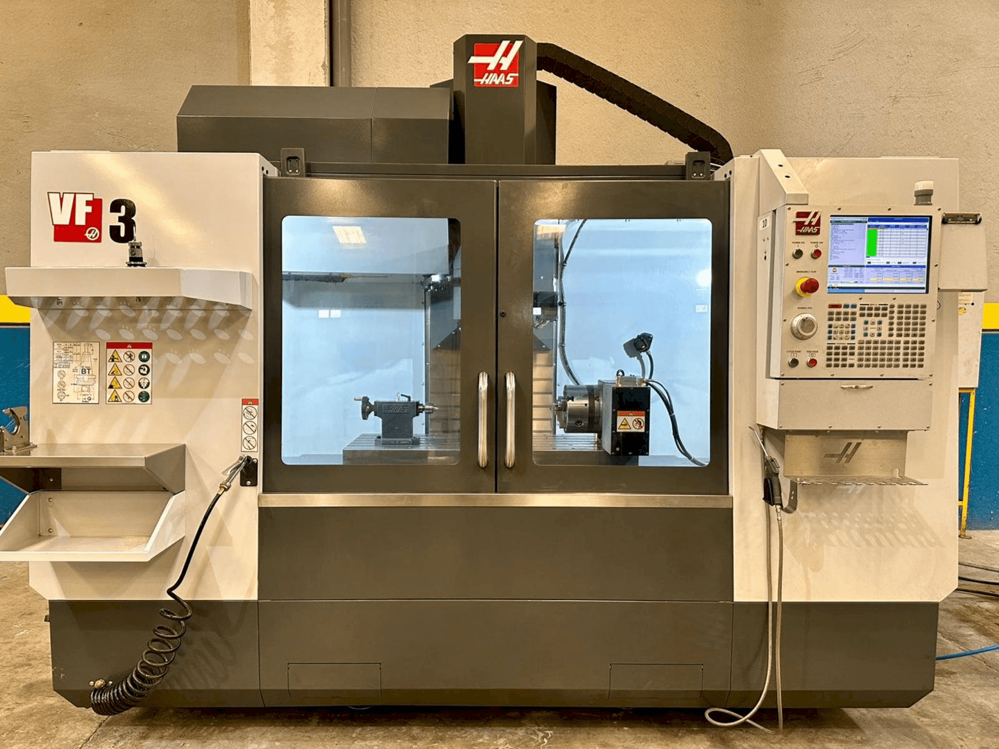 HAAS VF-3-maskinen framifrån