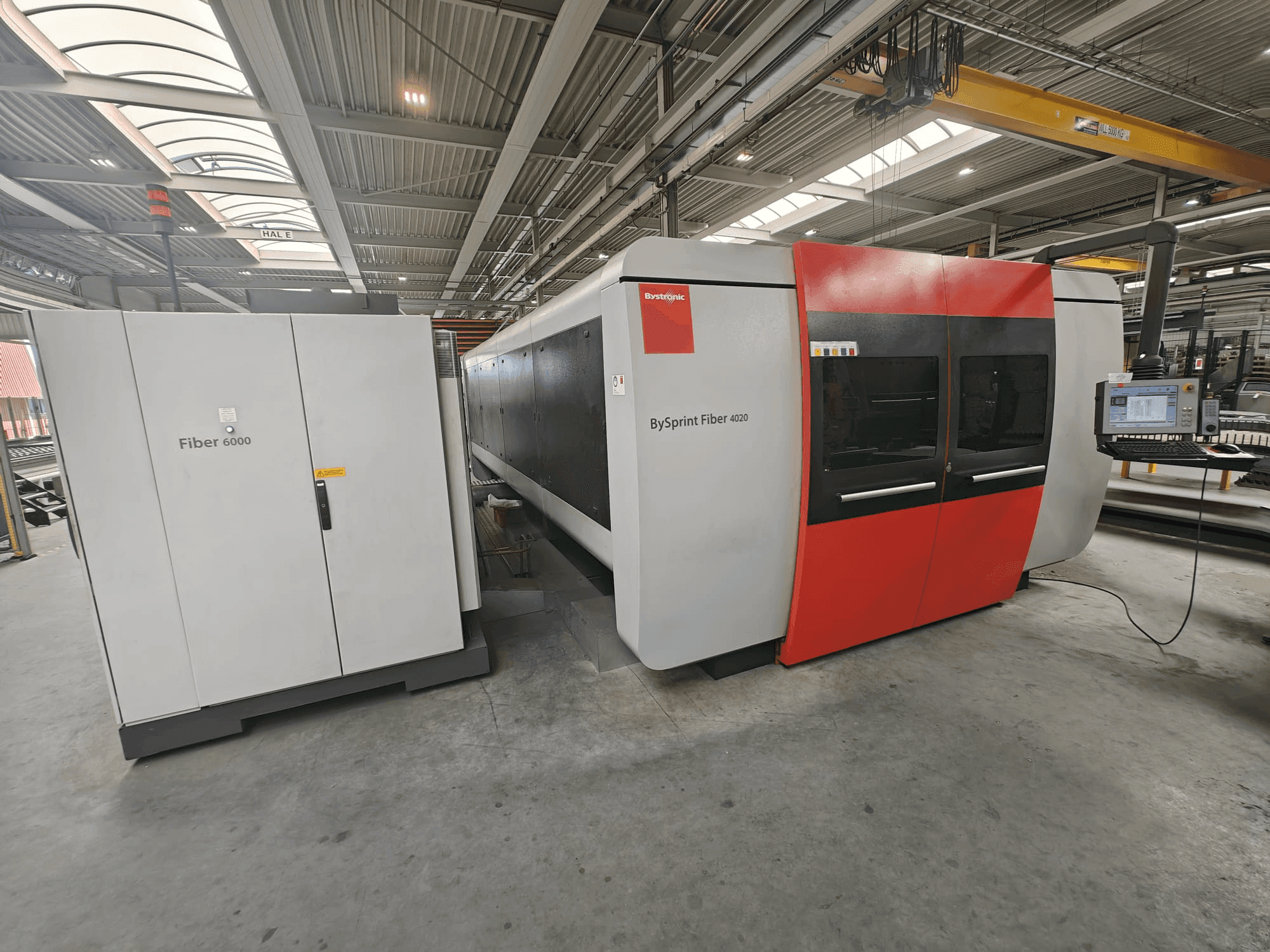 Bystronic BySprint Fiber 4020 + ByTrans Extended 4020-maskinen framifrån