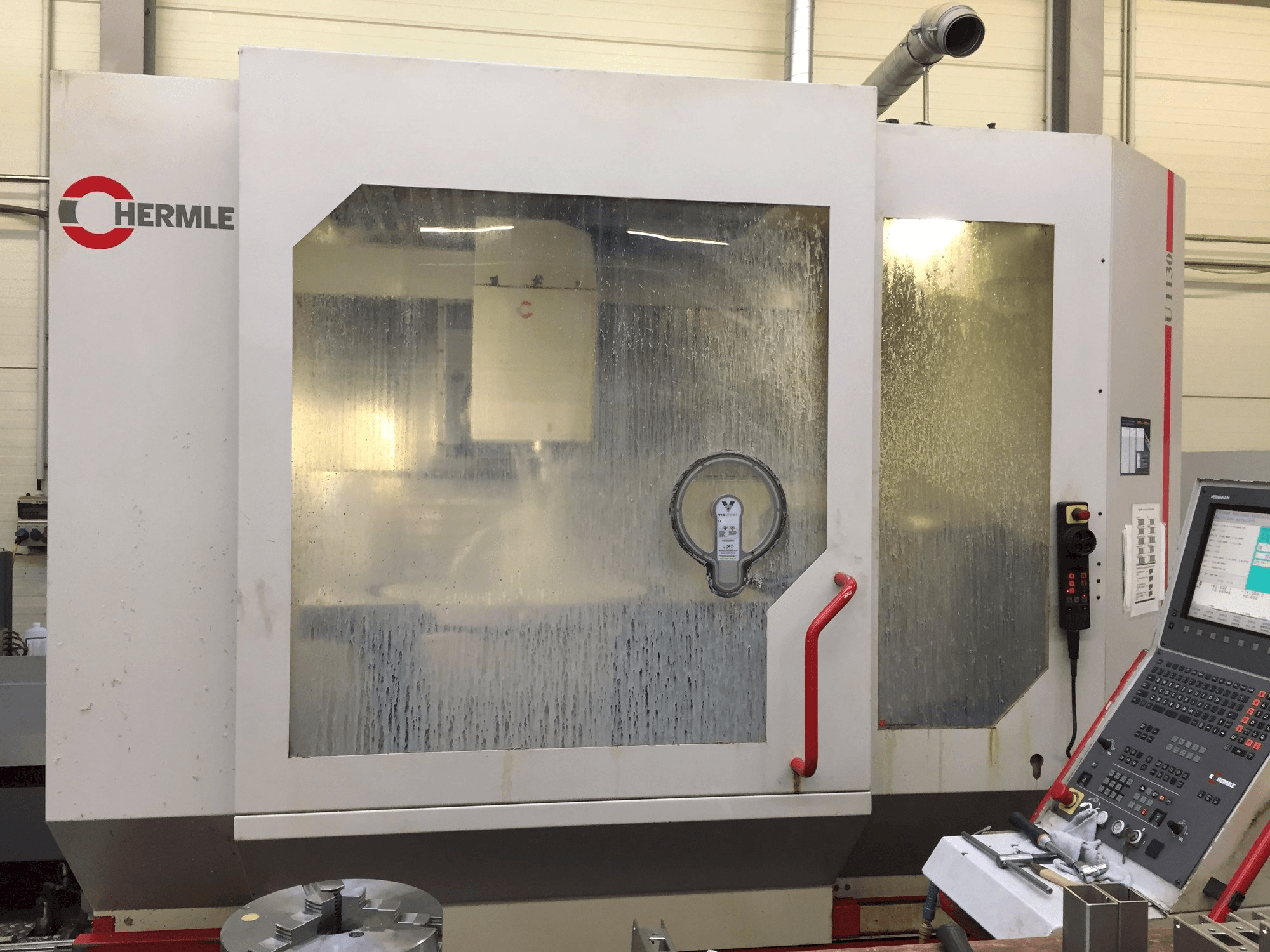 HERMLE U1130-maskinen framifrån
