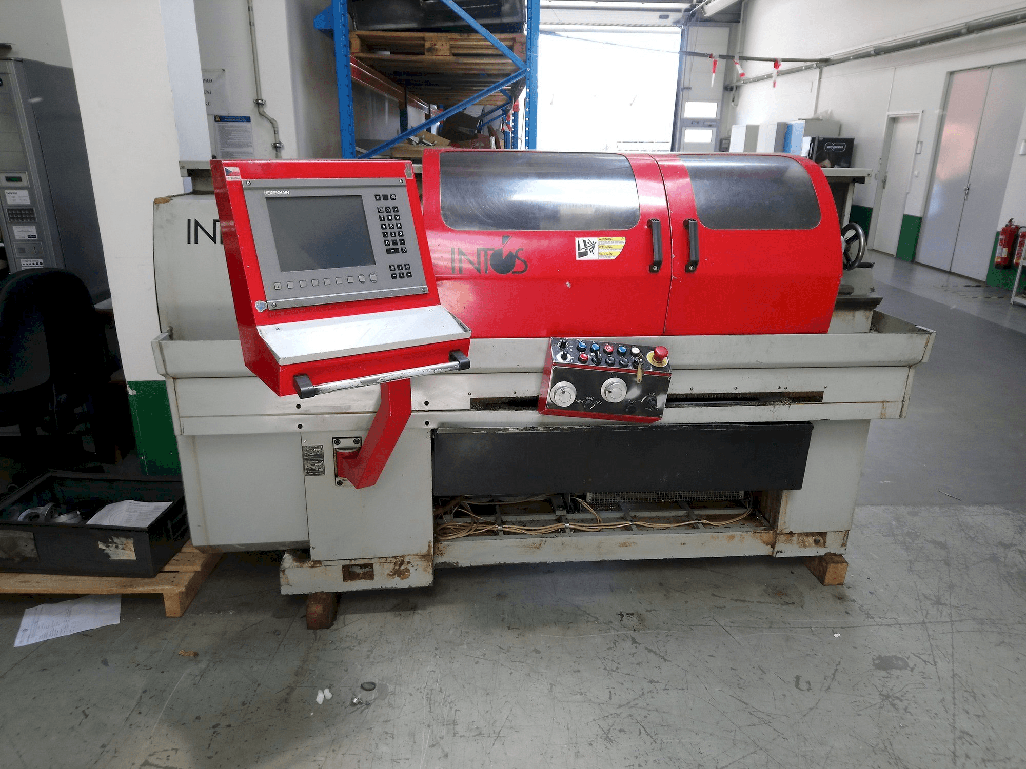 INTOS E-160-maskinen framifrån