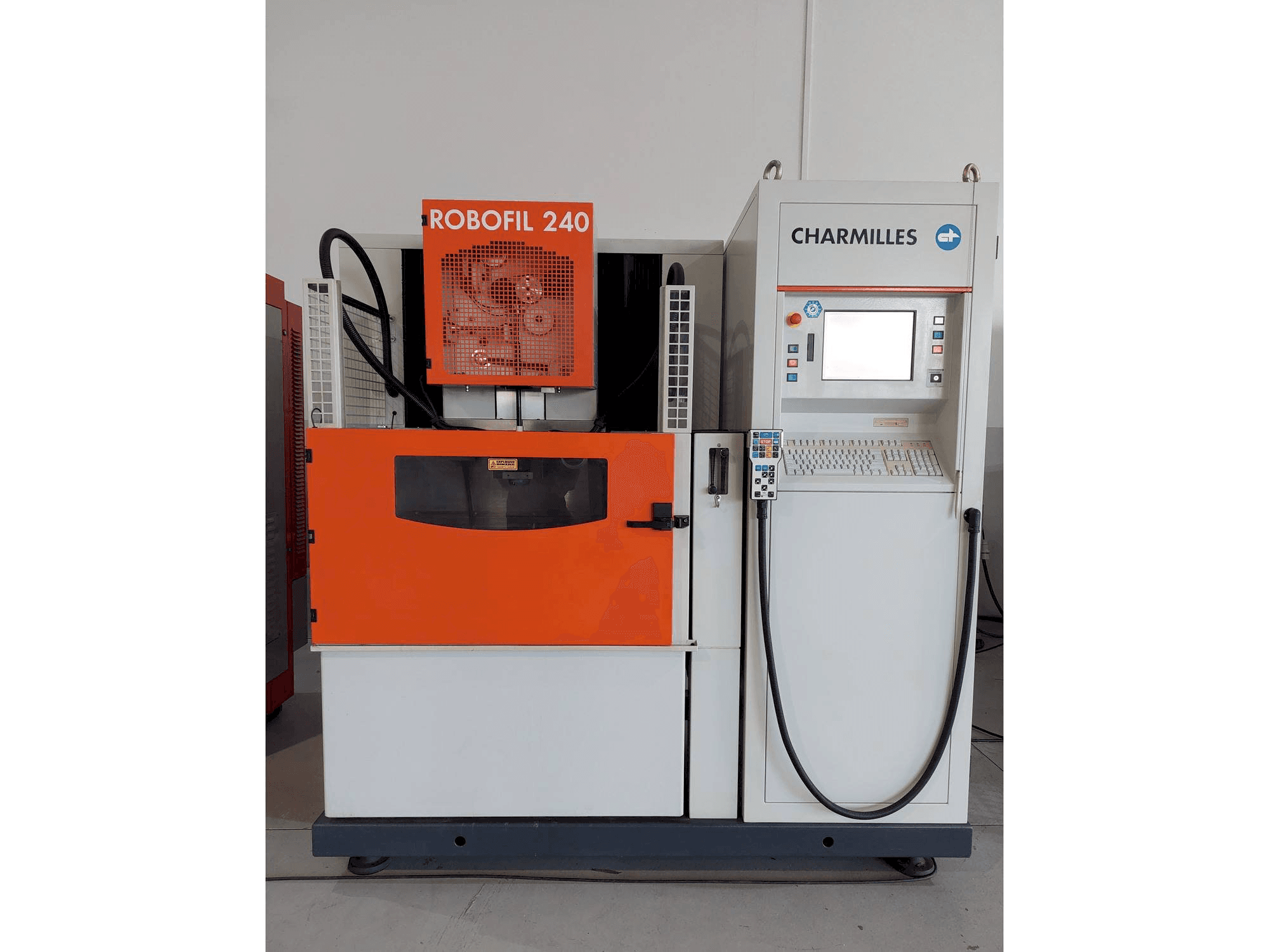 CHARMILLES ROBOFIL 240-maskinen framifrån